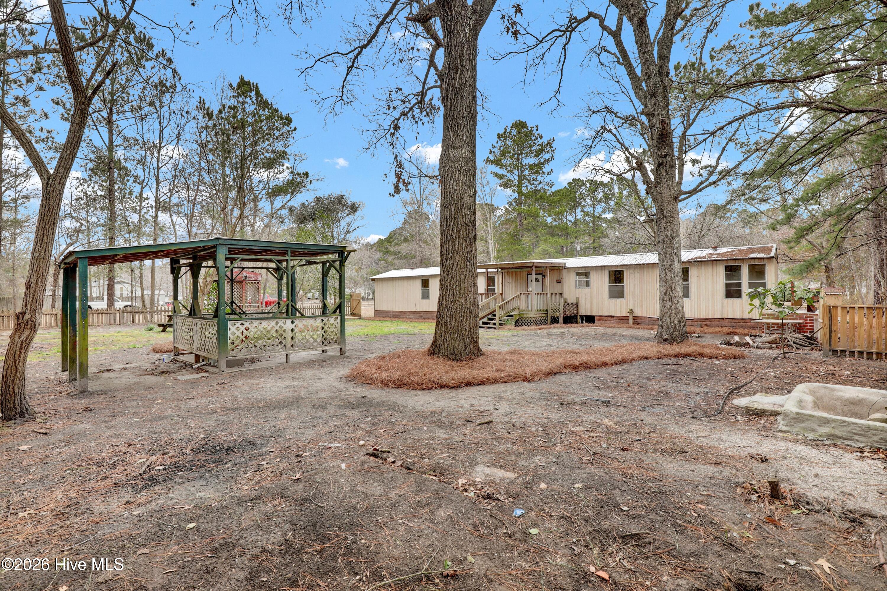 100557223 | Photo 30