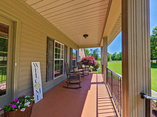 005_40-front_porch_2
