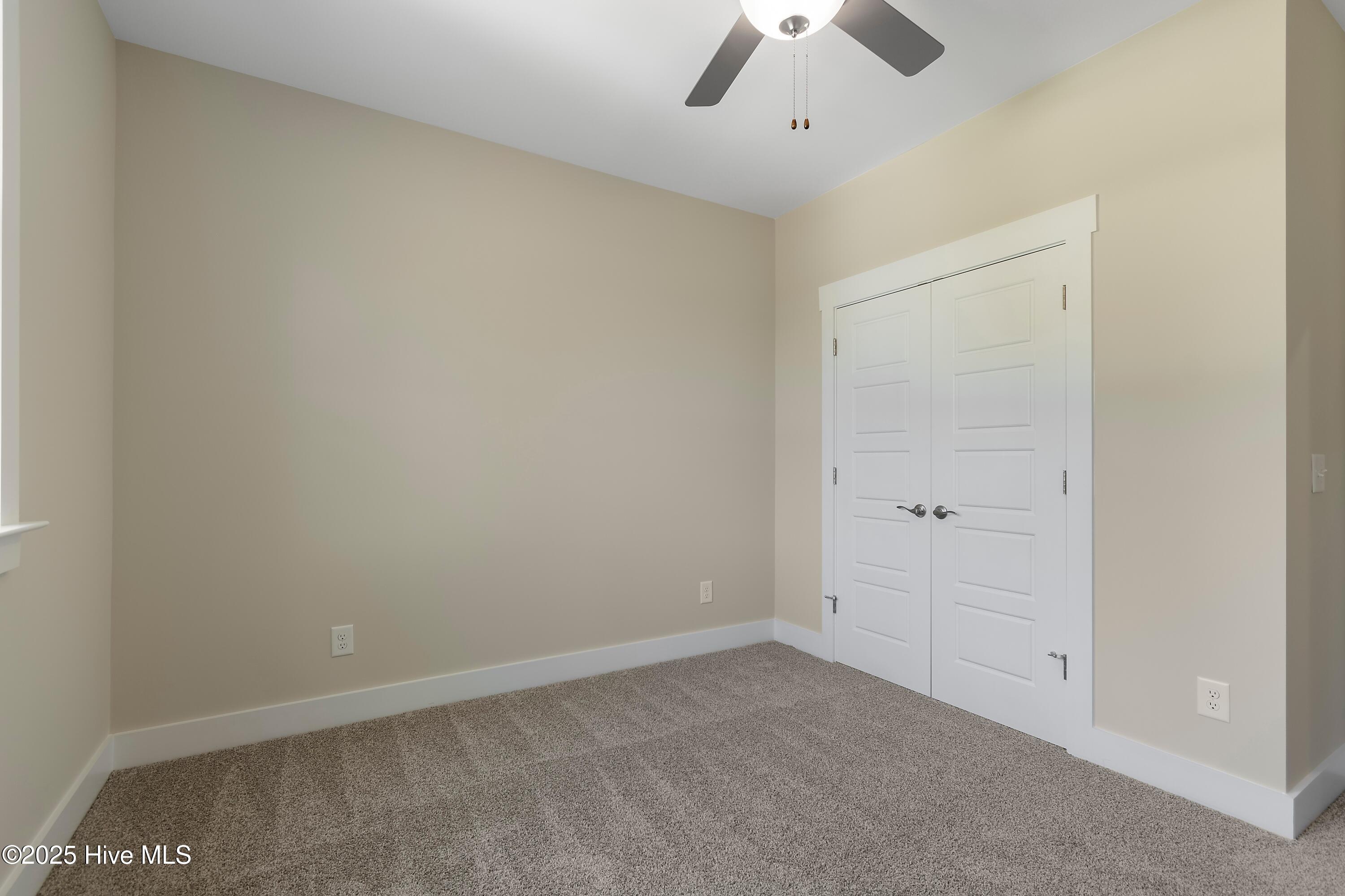 100513249 | Photo 45