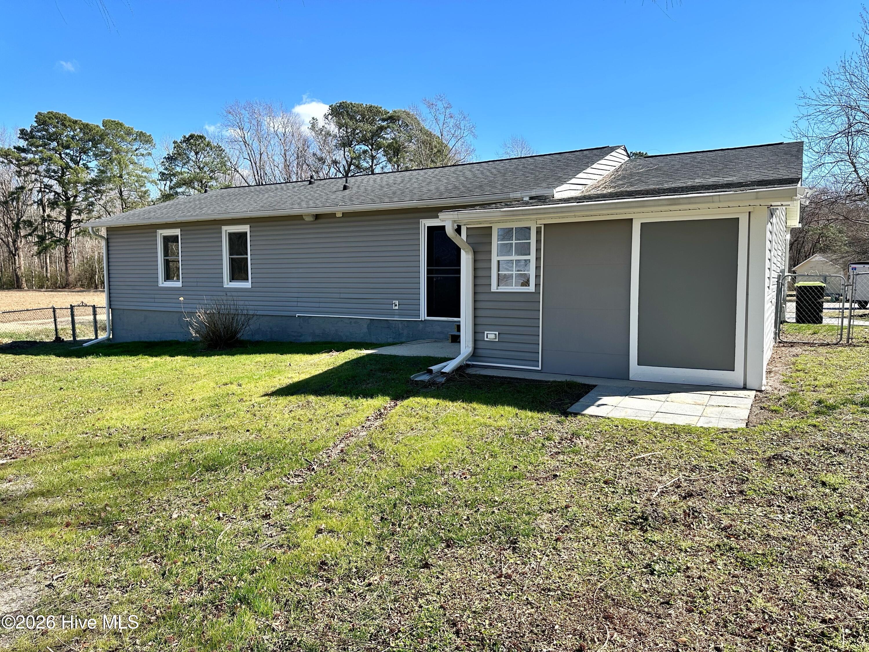 100556909 | Photo 23