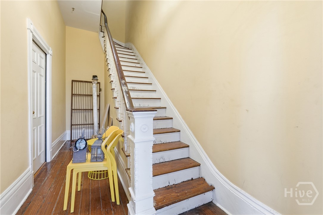 Foyer - Unit is Upstairs