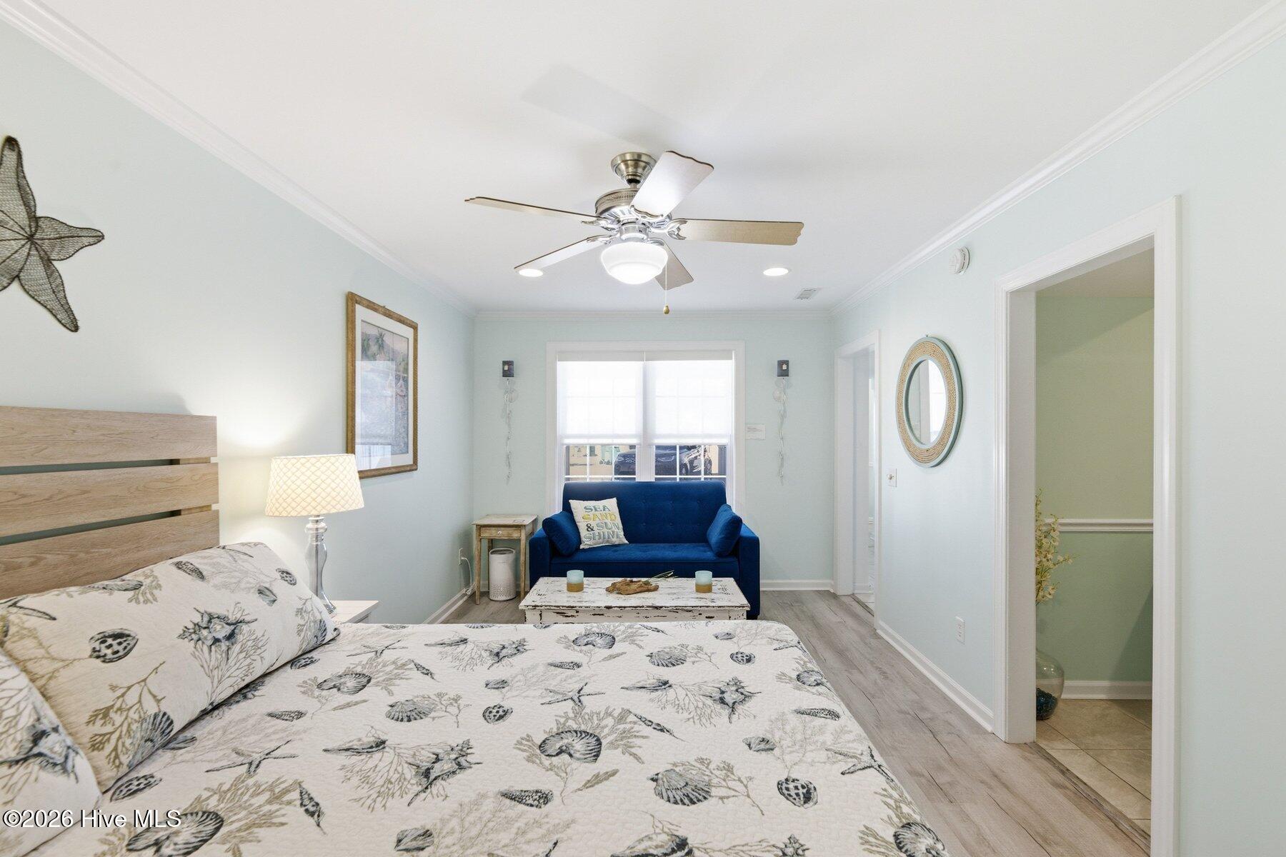 100570503 | Photo 43