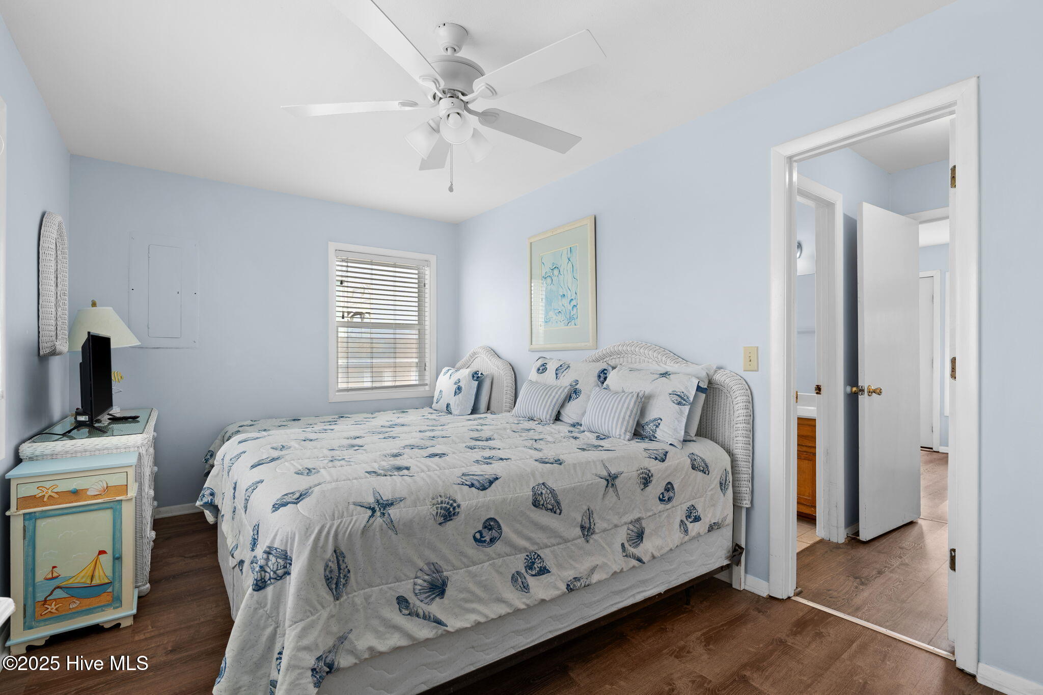 100508496 | Photo 28