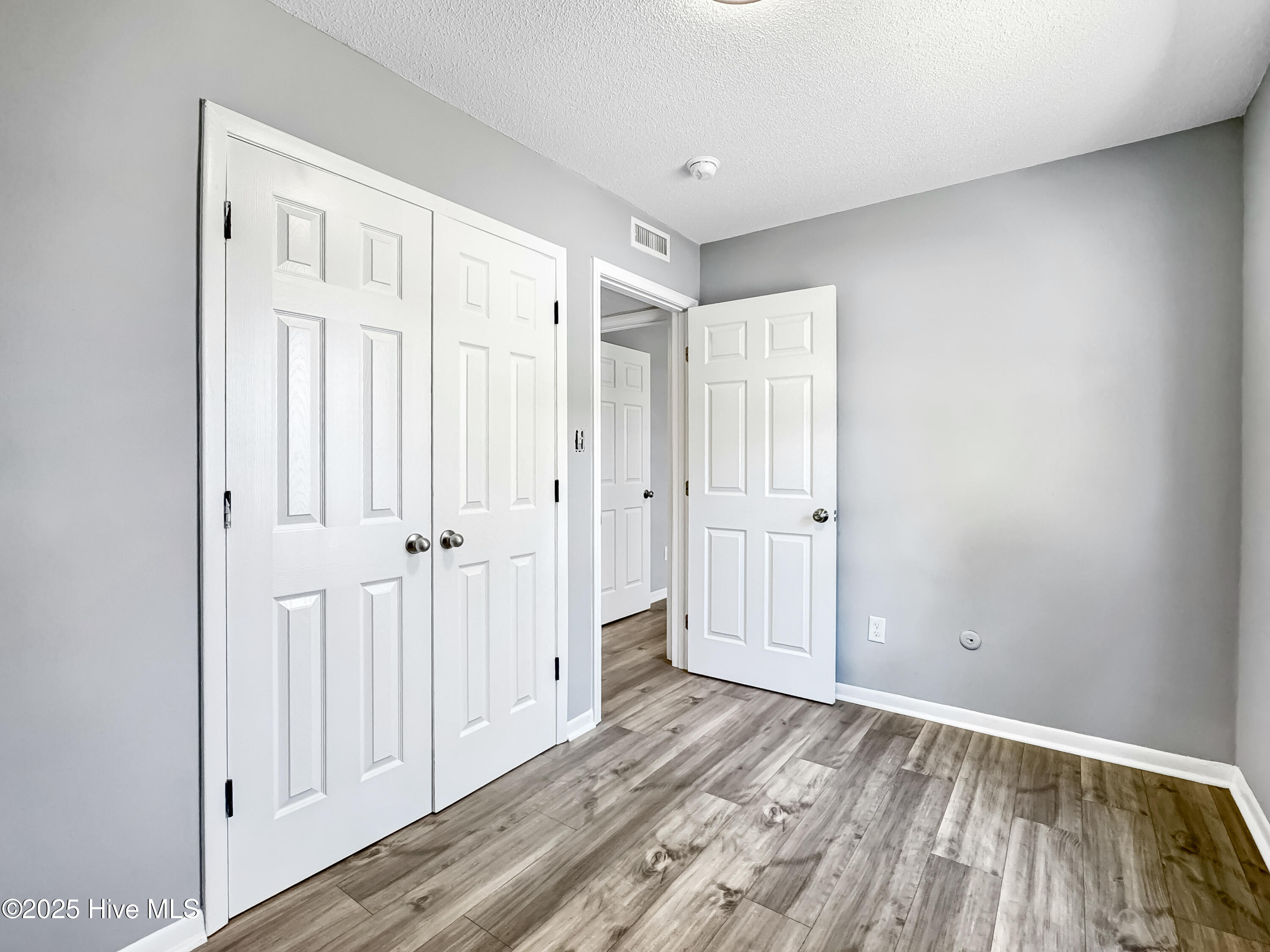 1602 Forbes Court, Wilmington, NC 28405 – photo 13: 320ce9860e4242297e7dedf73d24bb1914f4391f