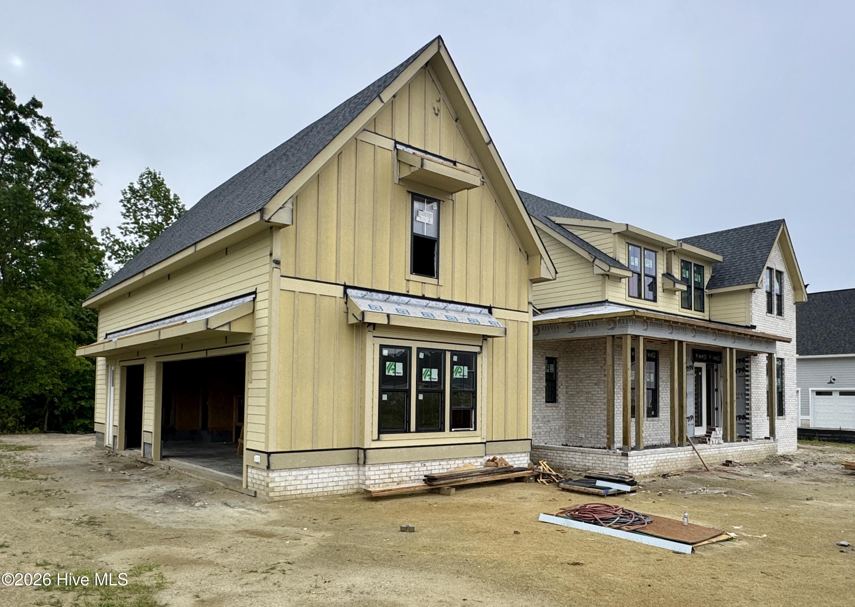 100570652 | Photo 12