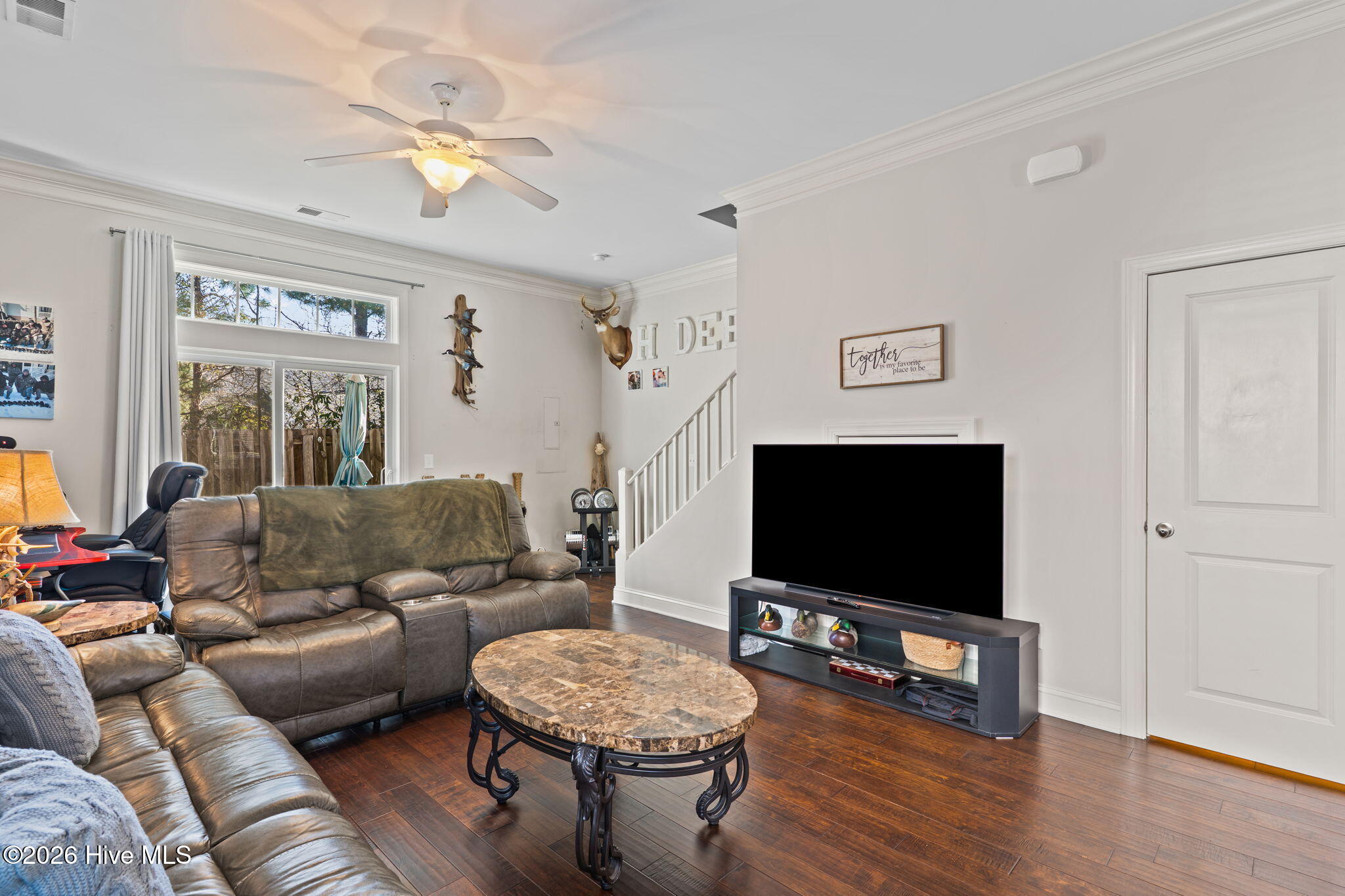 100561470 | Photo 21