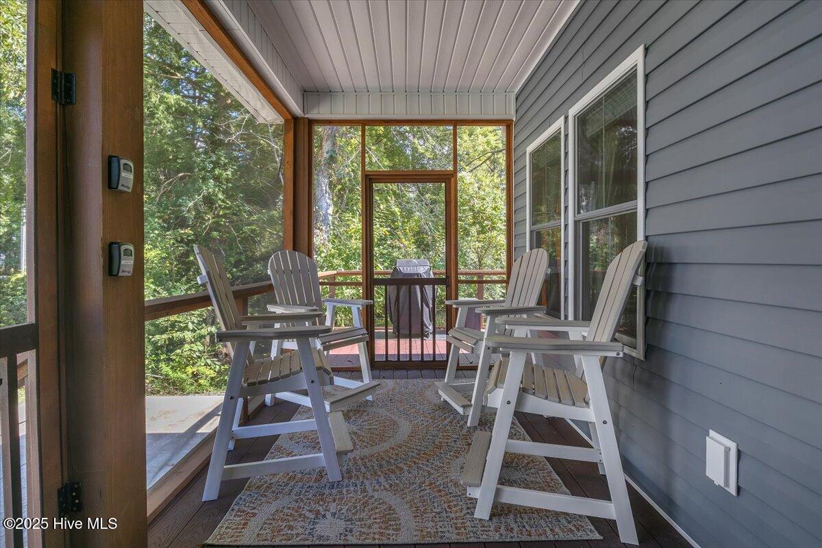 100532414 | Photo 34