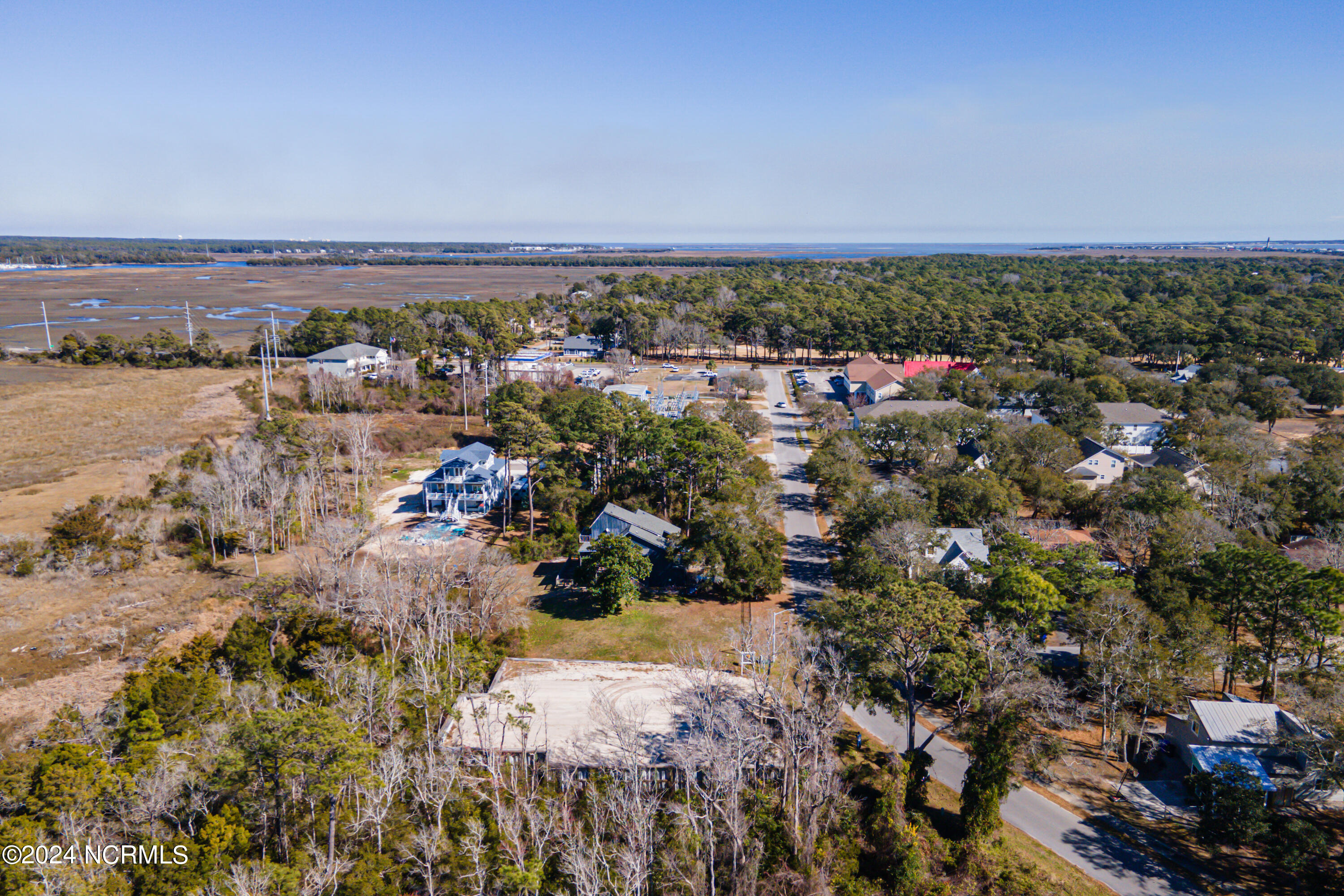 100510107 | Photo 10