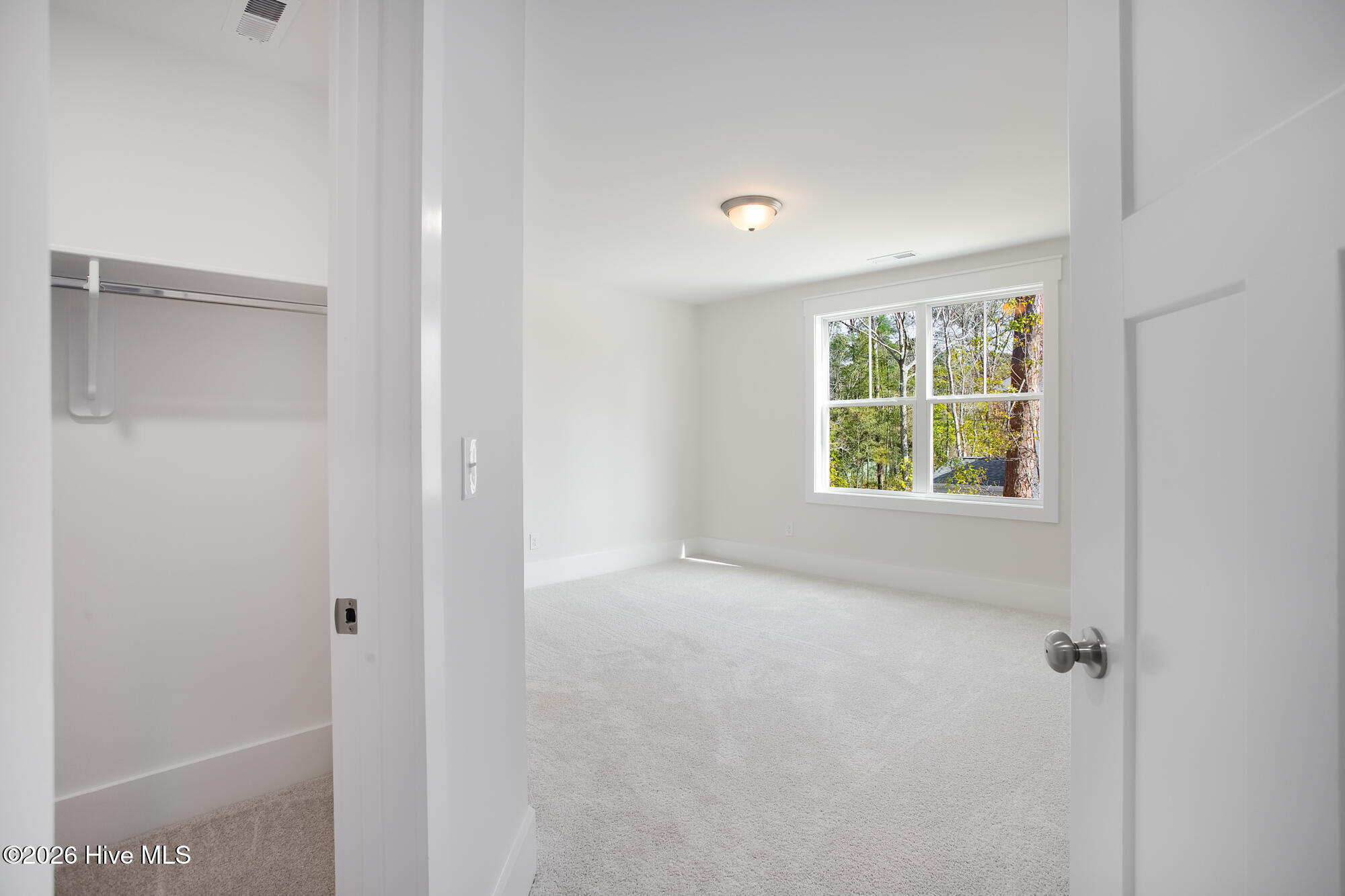 100559755 | Photo 27