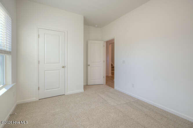 100549572 | Photo 24