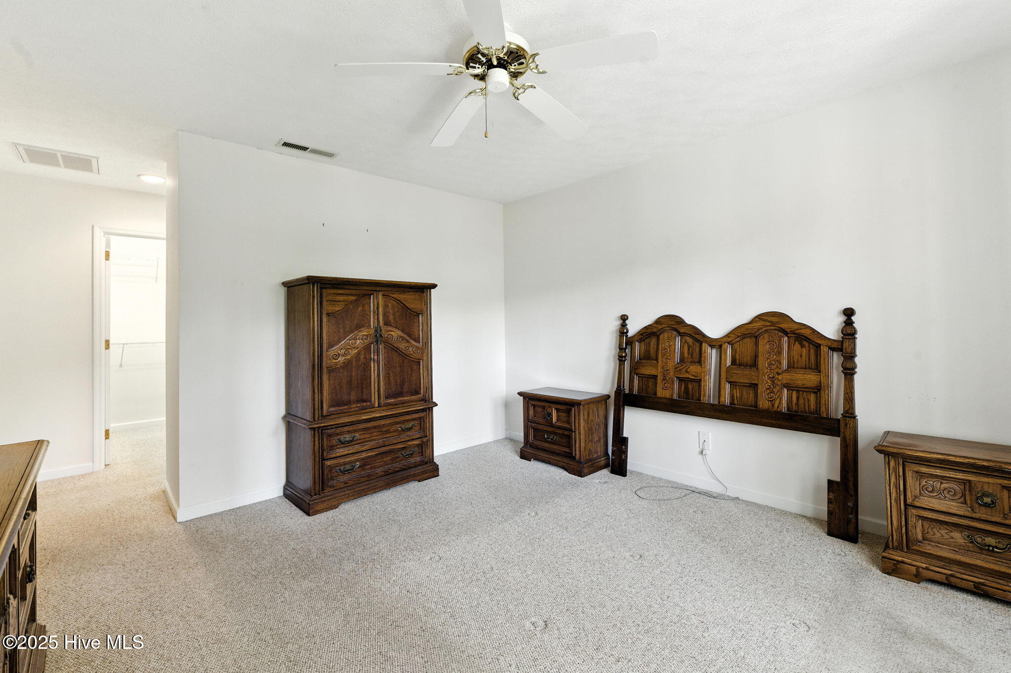 100523616 | Photo 26