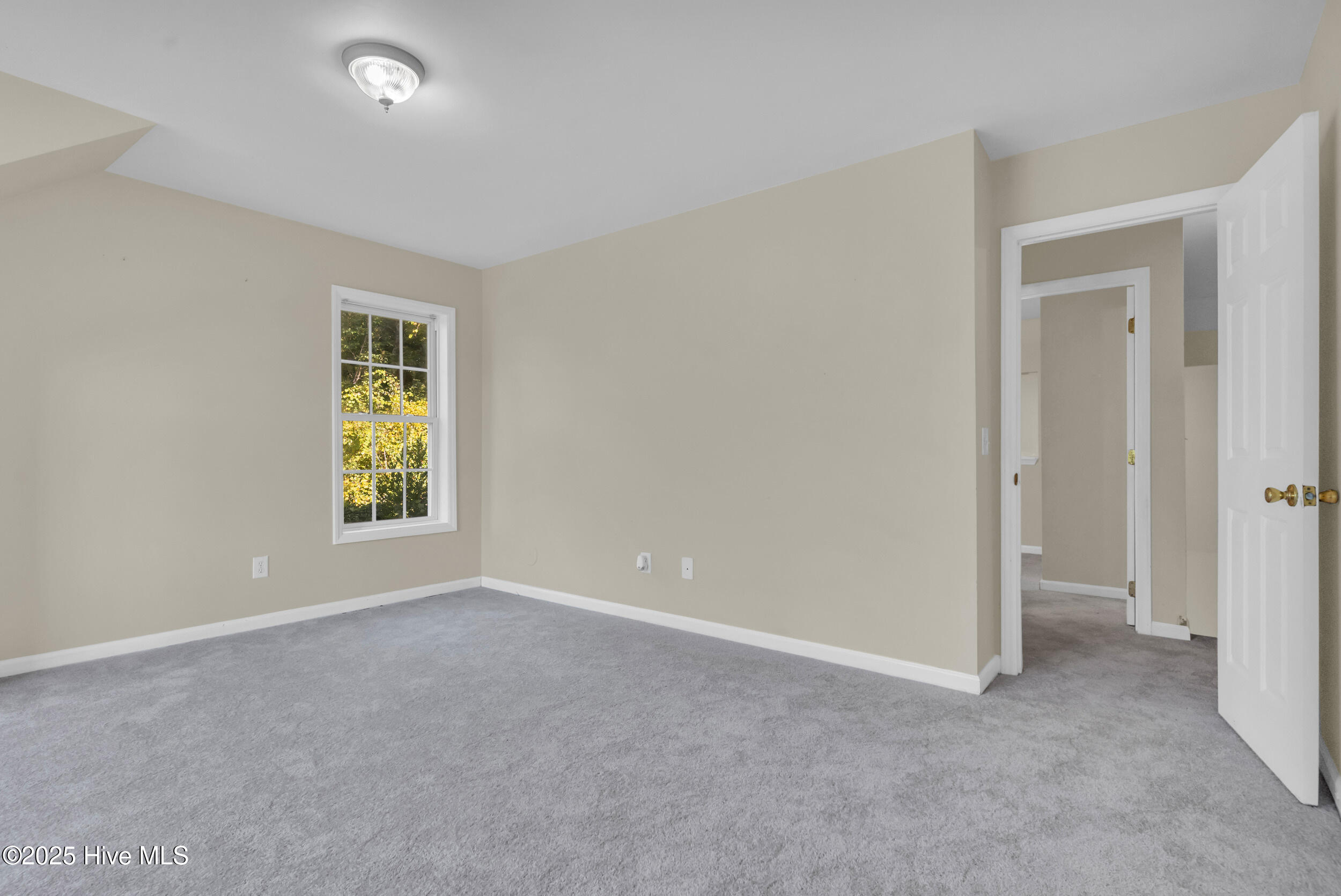 4804 College Road S, Wilmington, NC 28412 – photo 20: Upstairs Primary