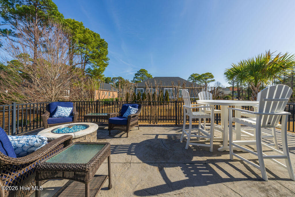 100561843 | Photo 42