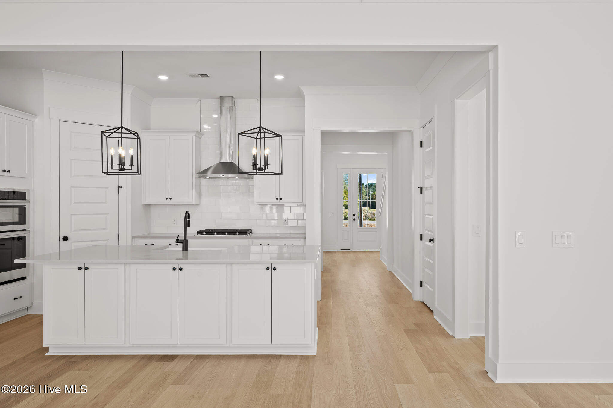 100552796 | Photo 16