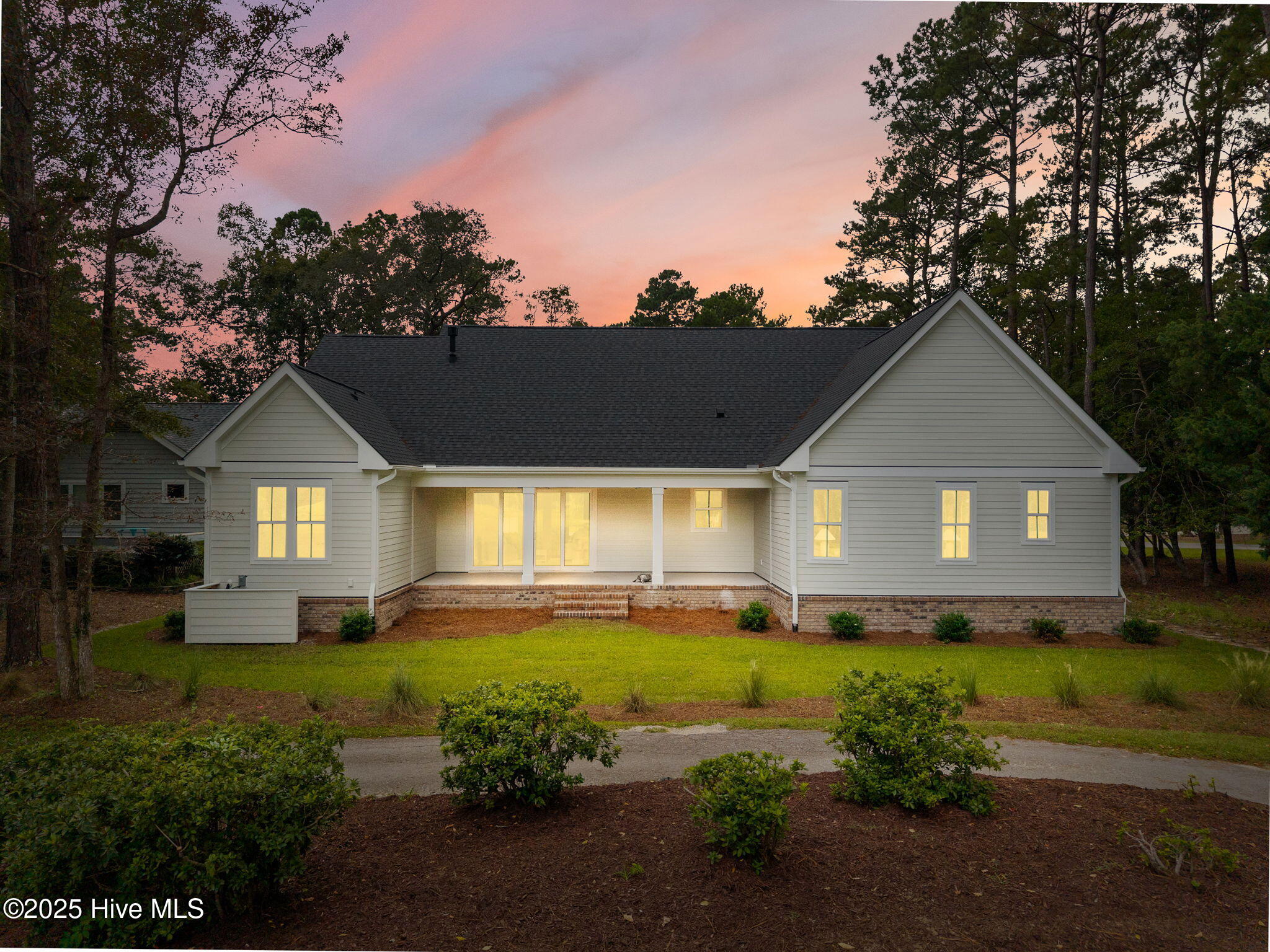 100530542 | Photo 86