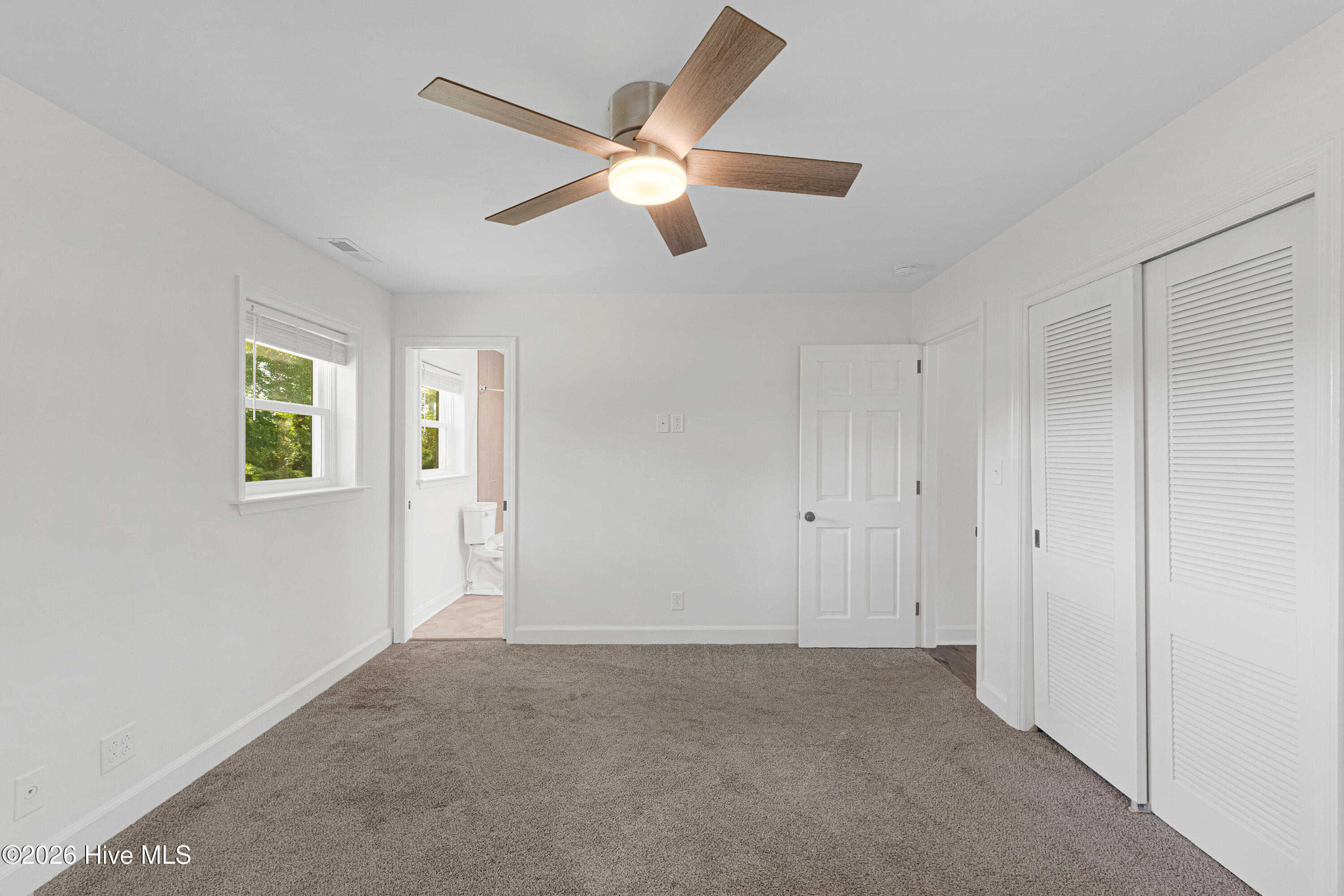 1705 River Drive,Morehead City