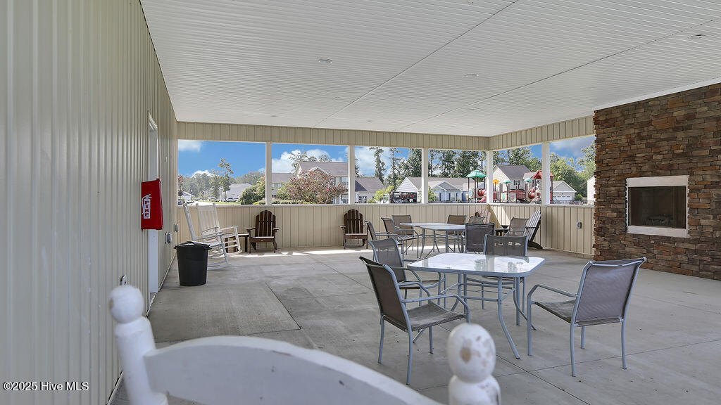 100545034 | Photo 41