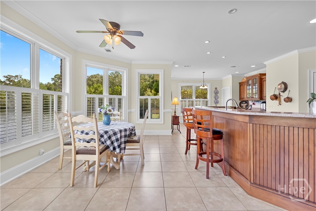 Breakfast Nook-Kitchen