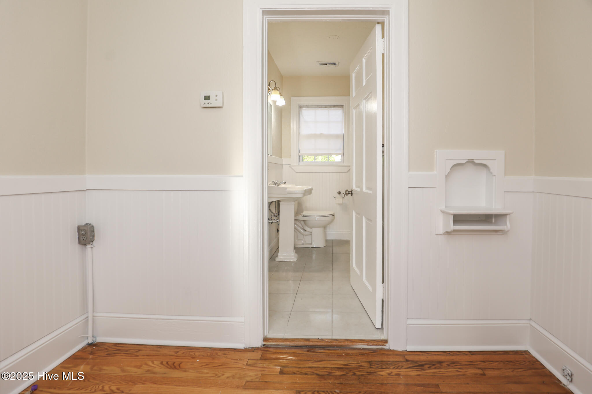 100542091 | Photo 19