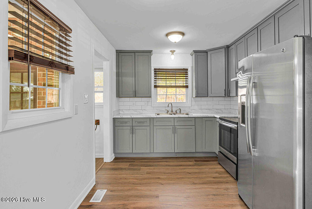 1380 Lake Cole Road,Midway Park