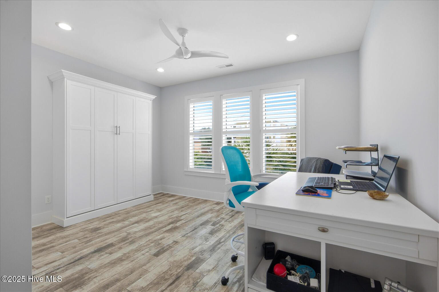 100546742 | Photo 18