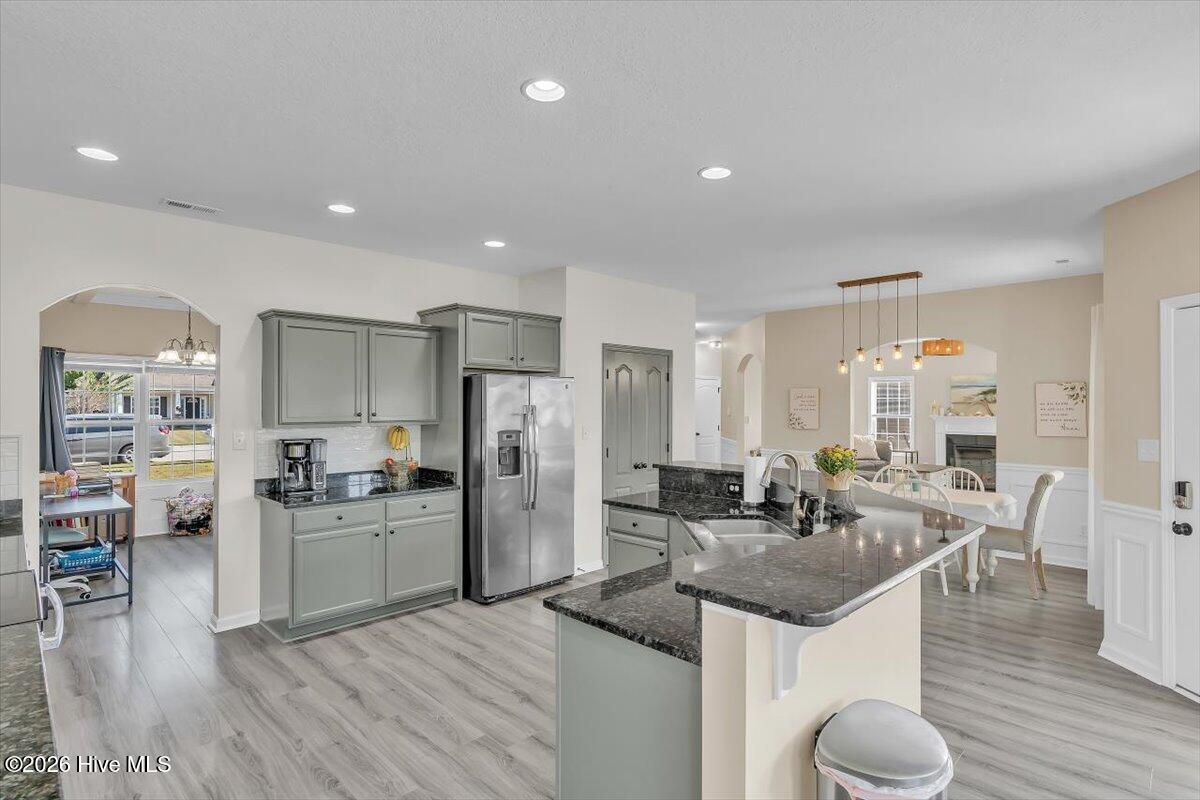 100558956 | Photo 19