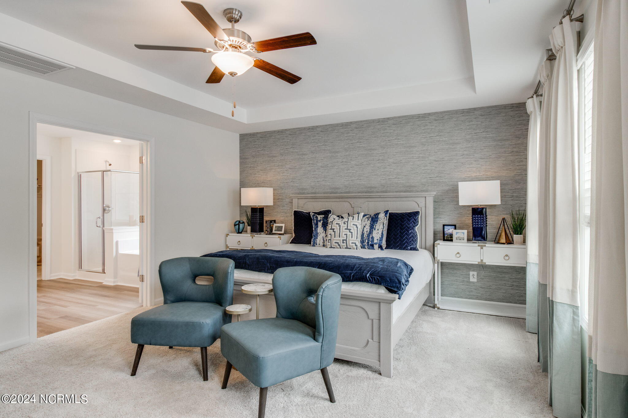 100553696 | Photo 13