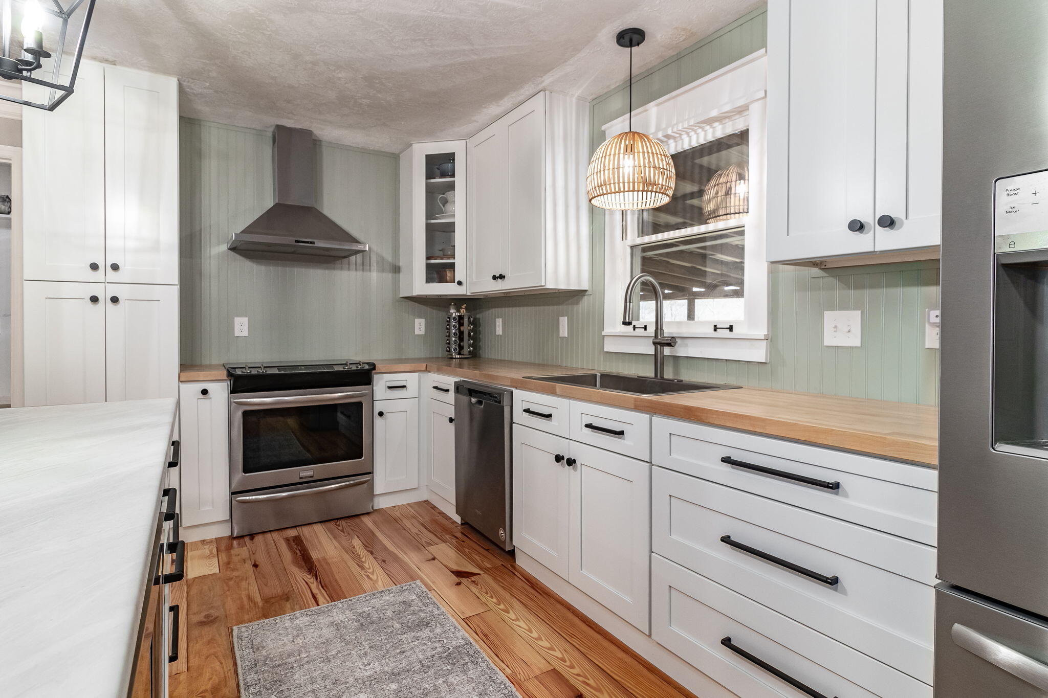 26-web-or-mls-1545 SWINT RD ©--13
