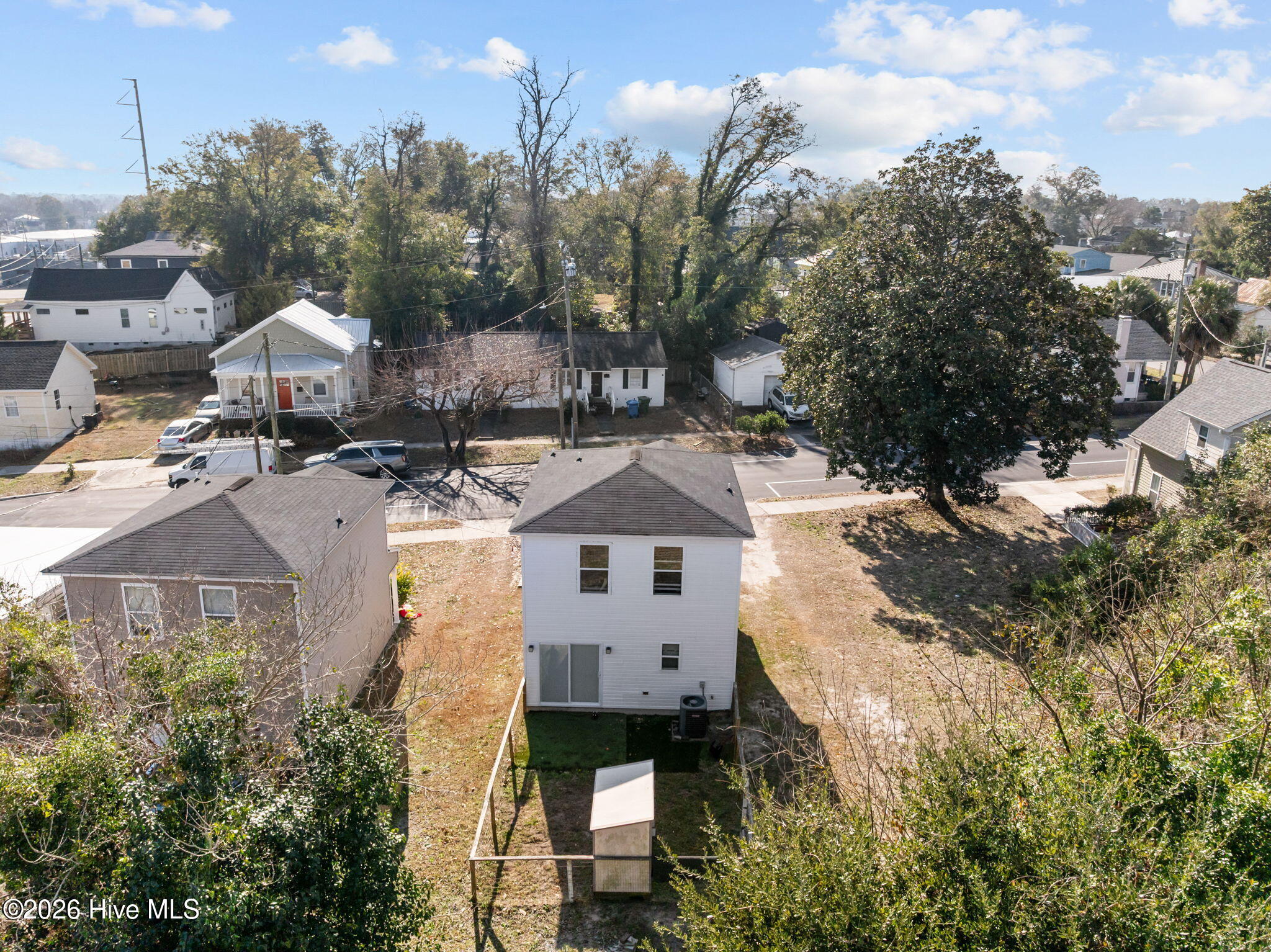 100548368 | Photo 39