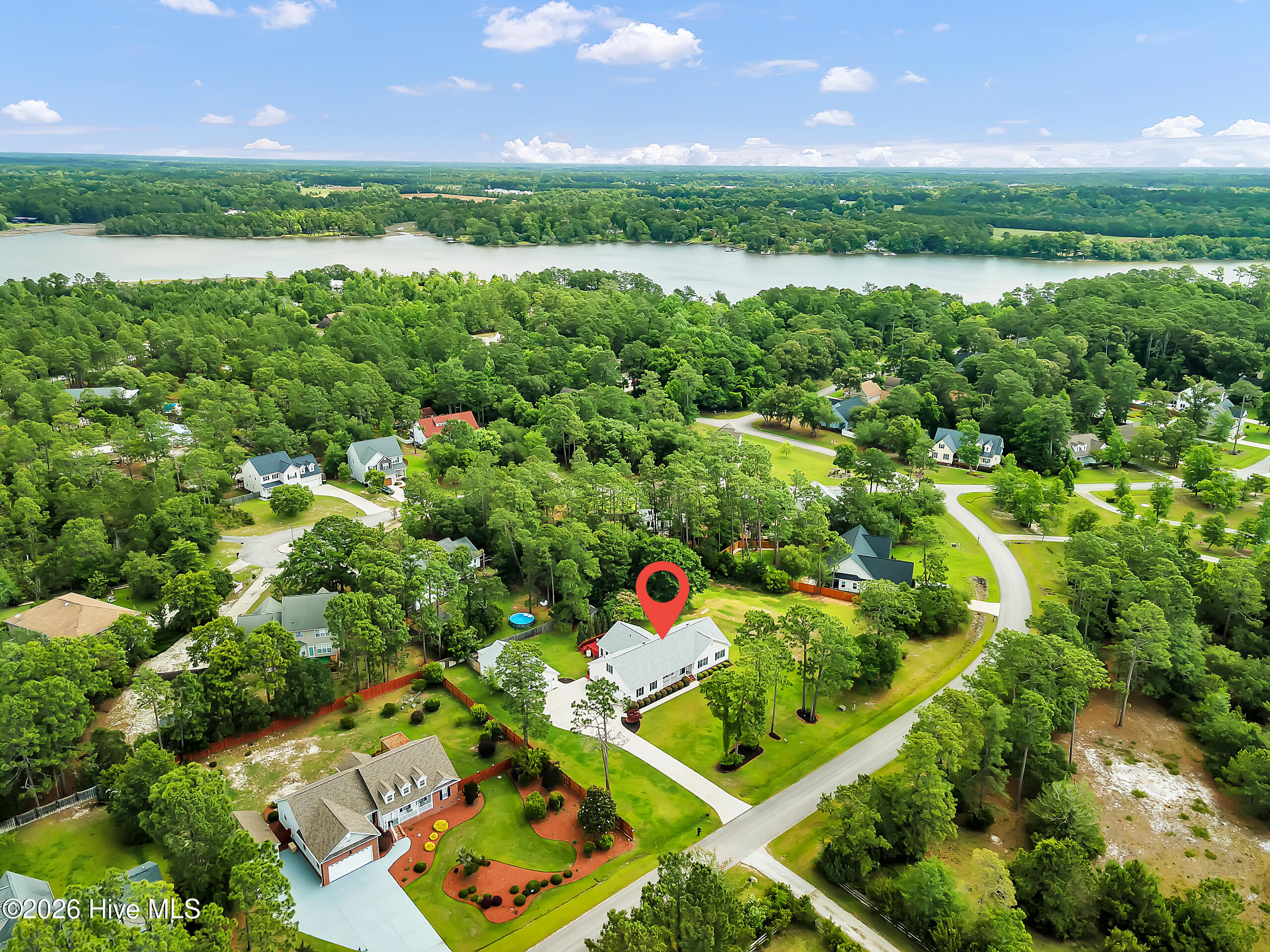 215 Winding Creek Way,Hubert