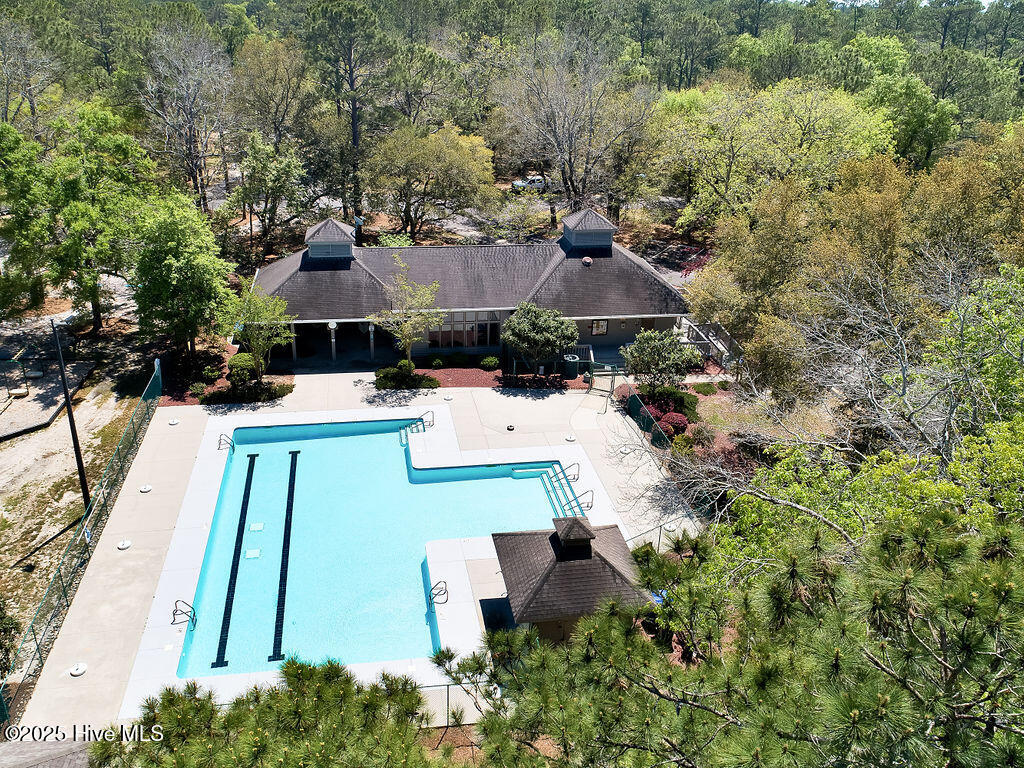 100547800 | Photo 31