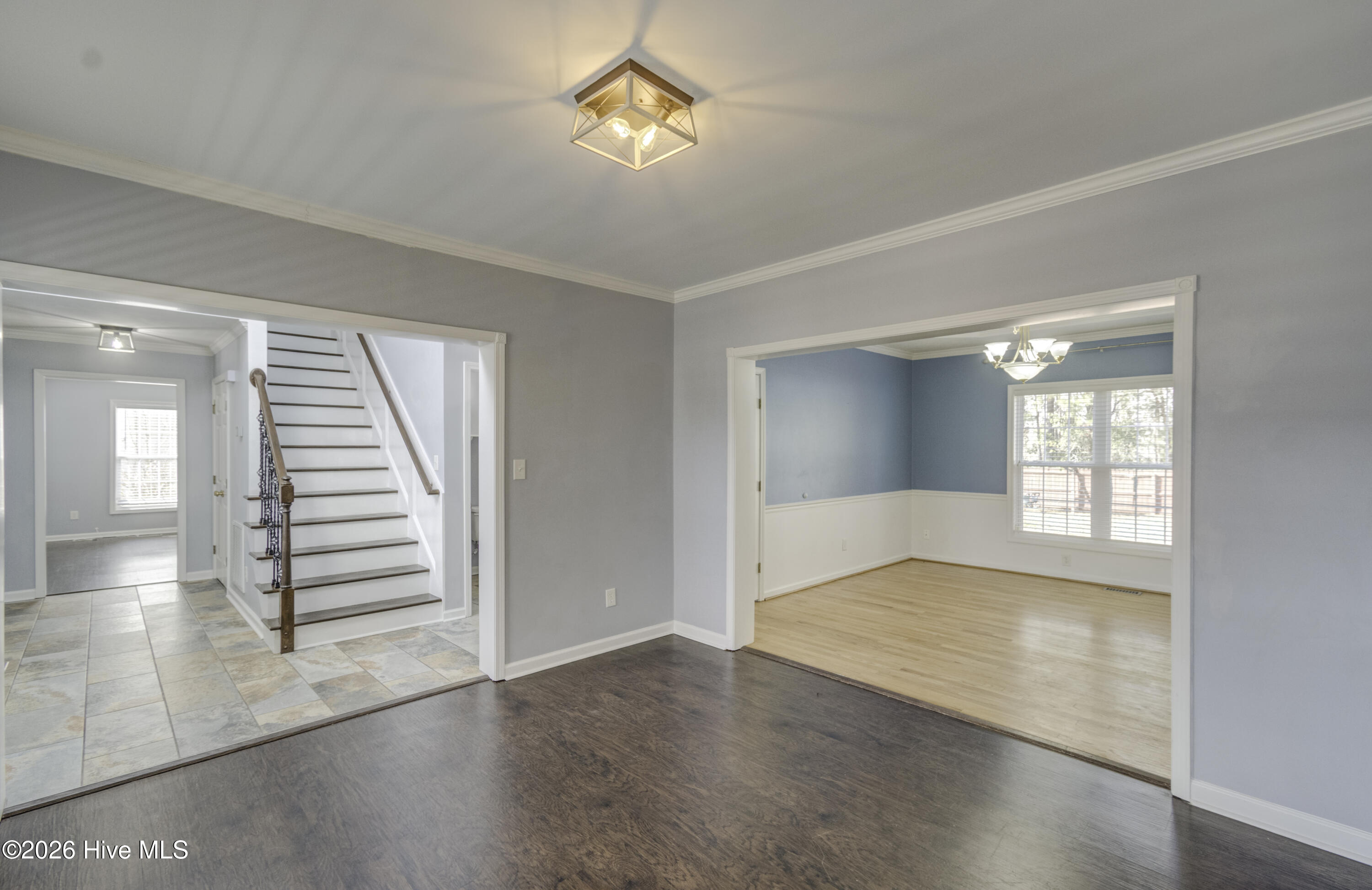 100549263 | Photo 12