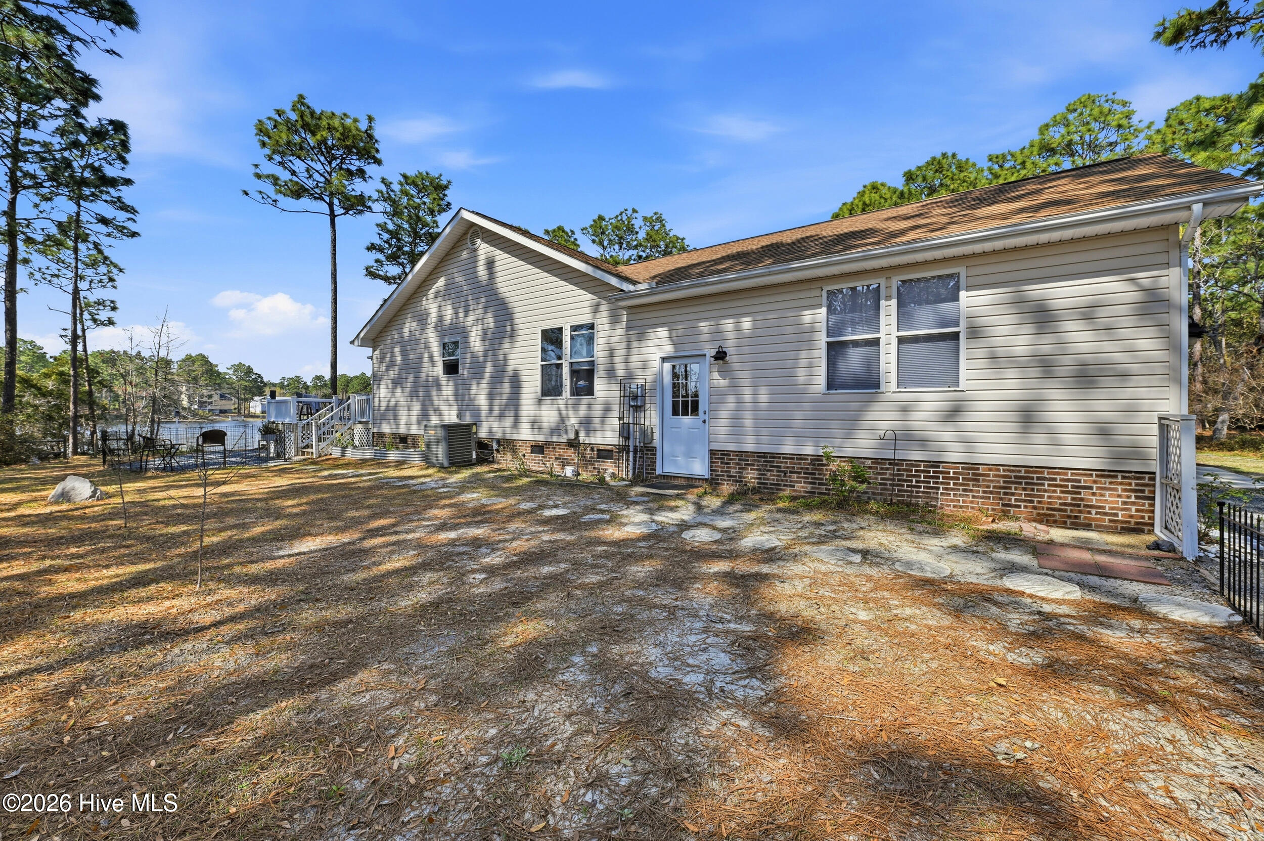 100565699 | Photo 31