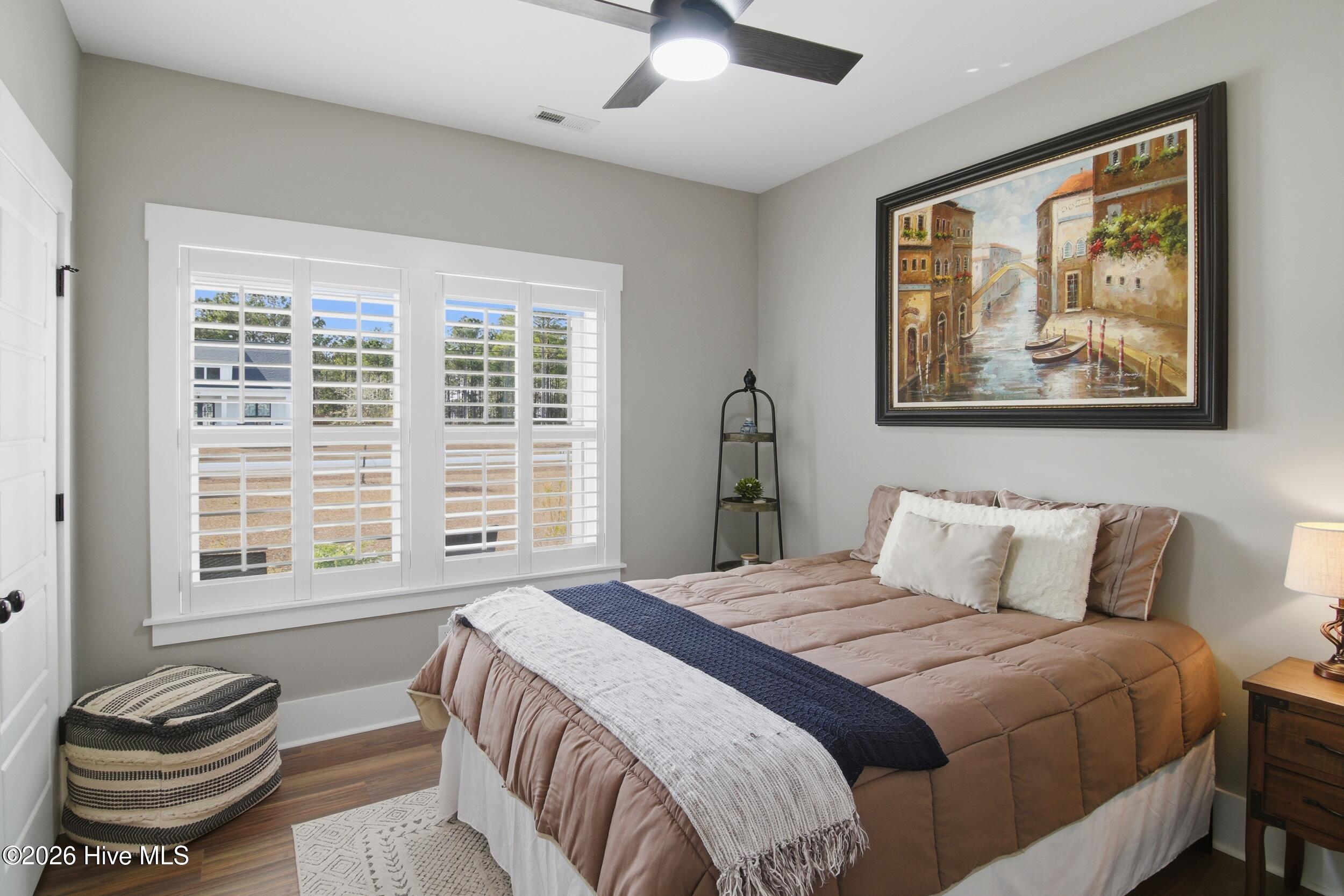 100551617 | Photo 31