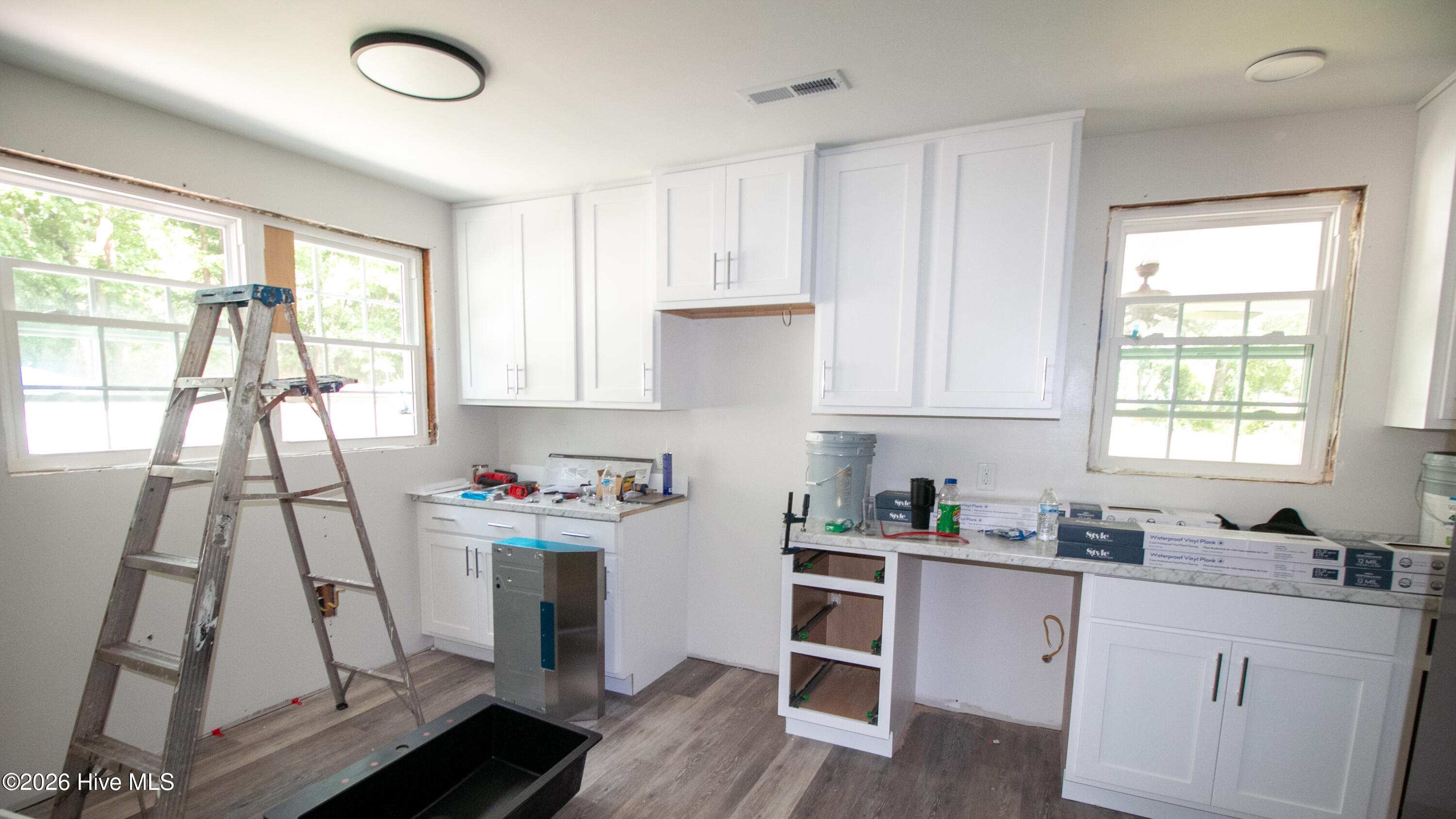 New kitchen cabinets