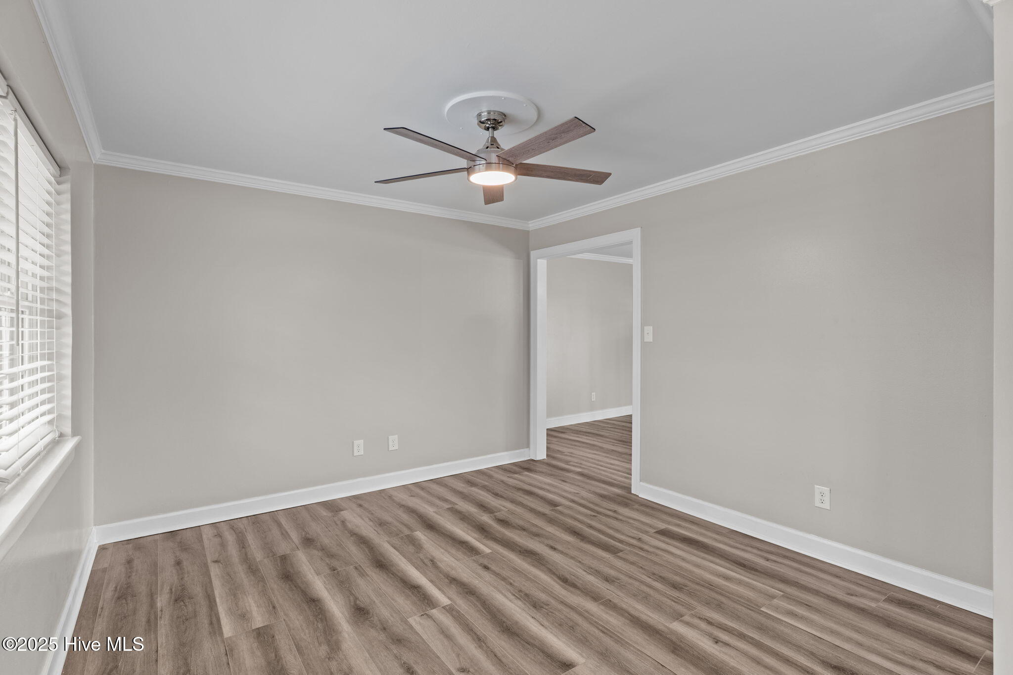 100529957 | Photo 22