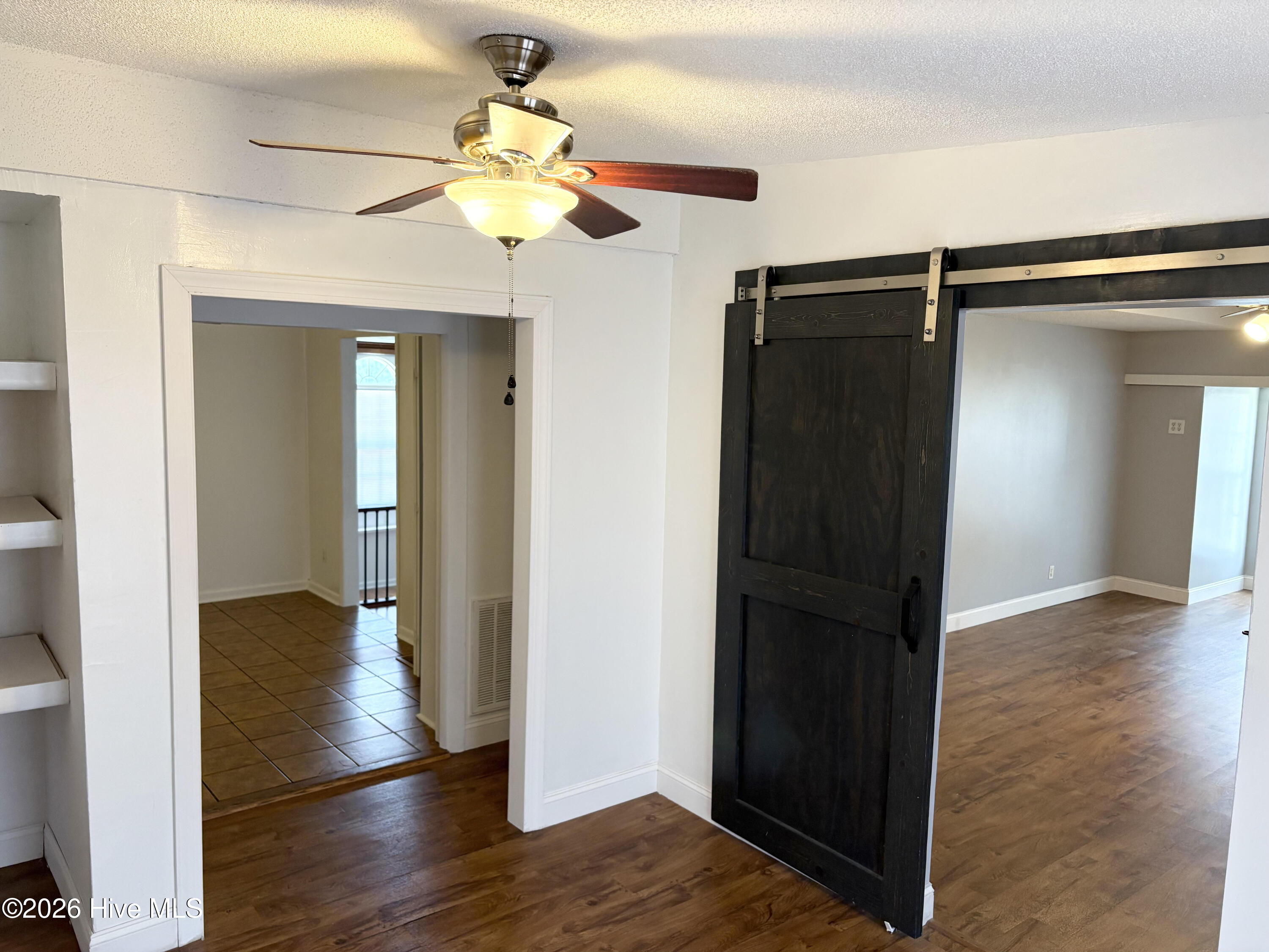 100560007 | Photo 10