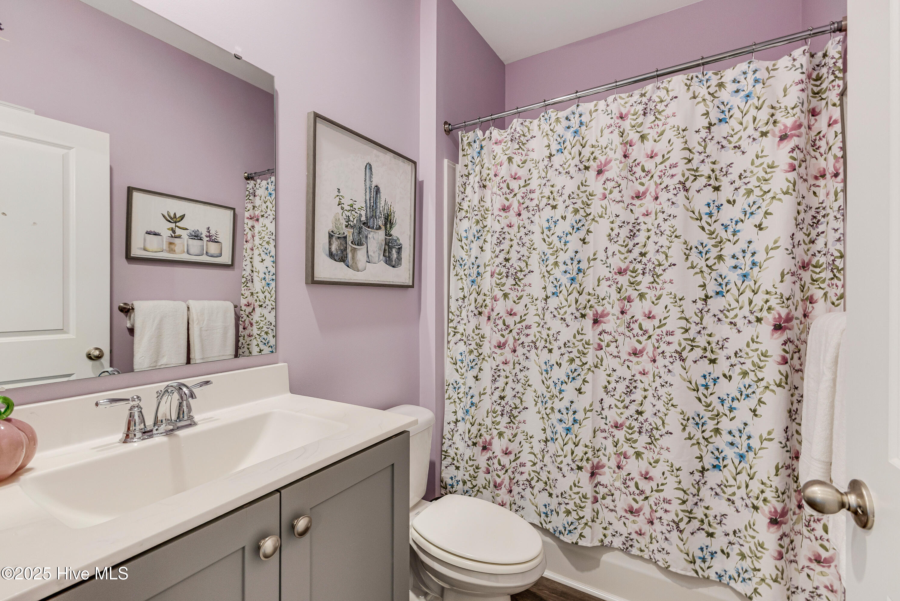 100537836 | Photo 32