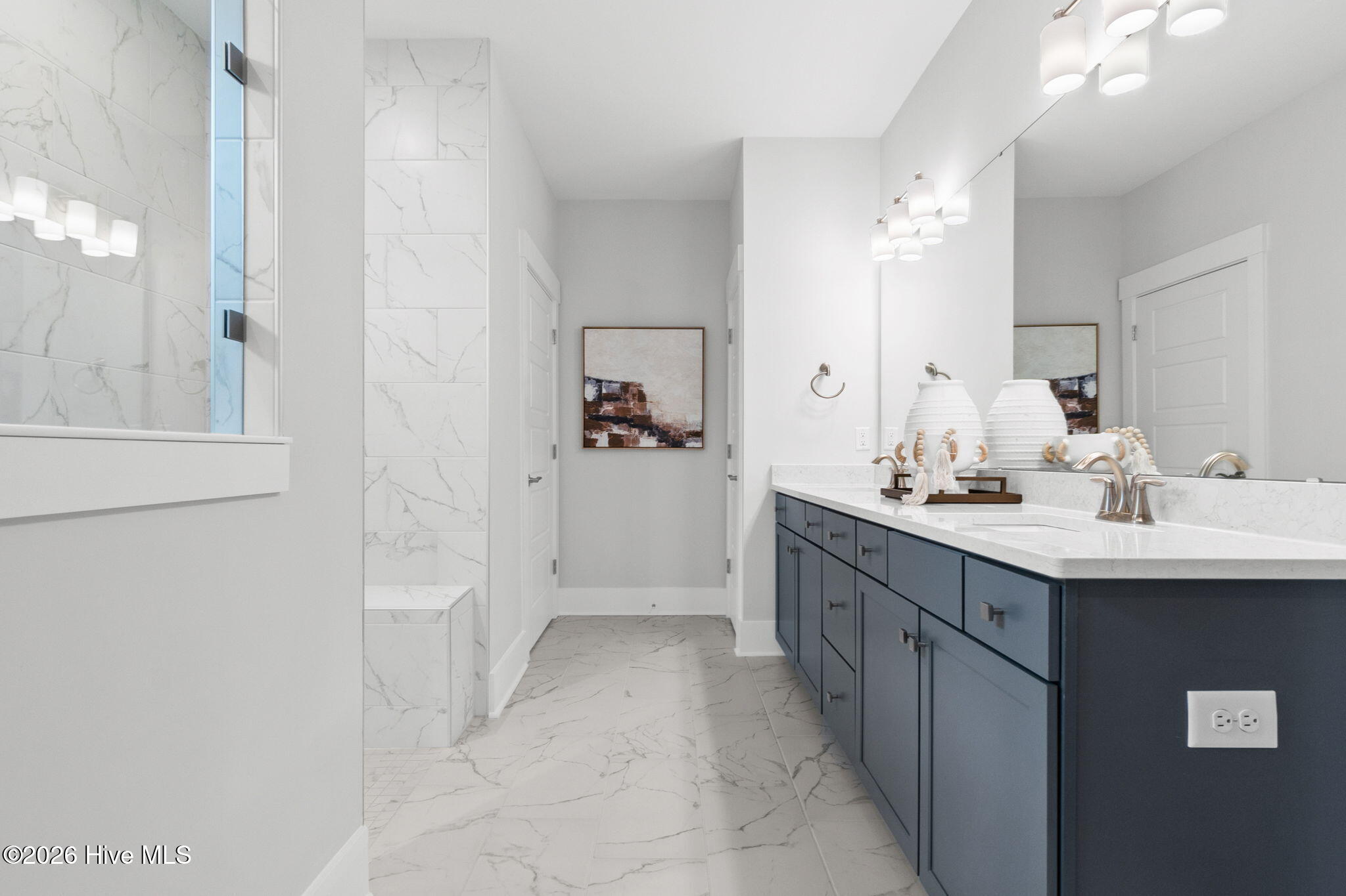 100552049 | Photo 13