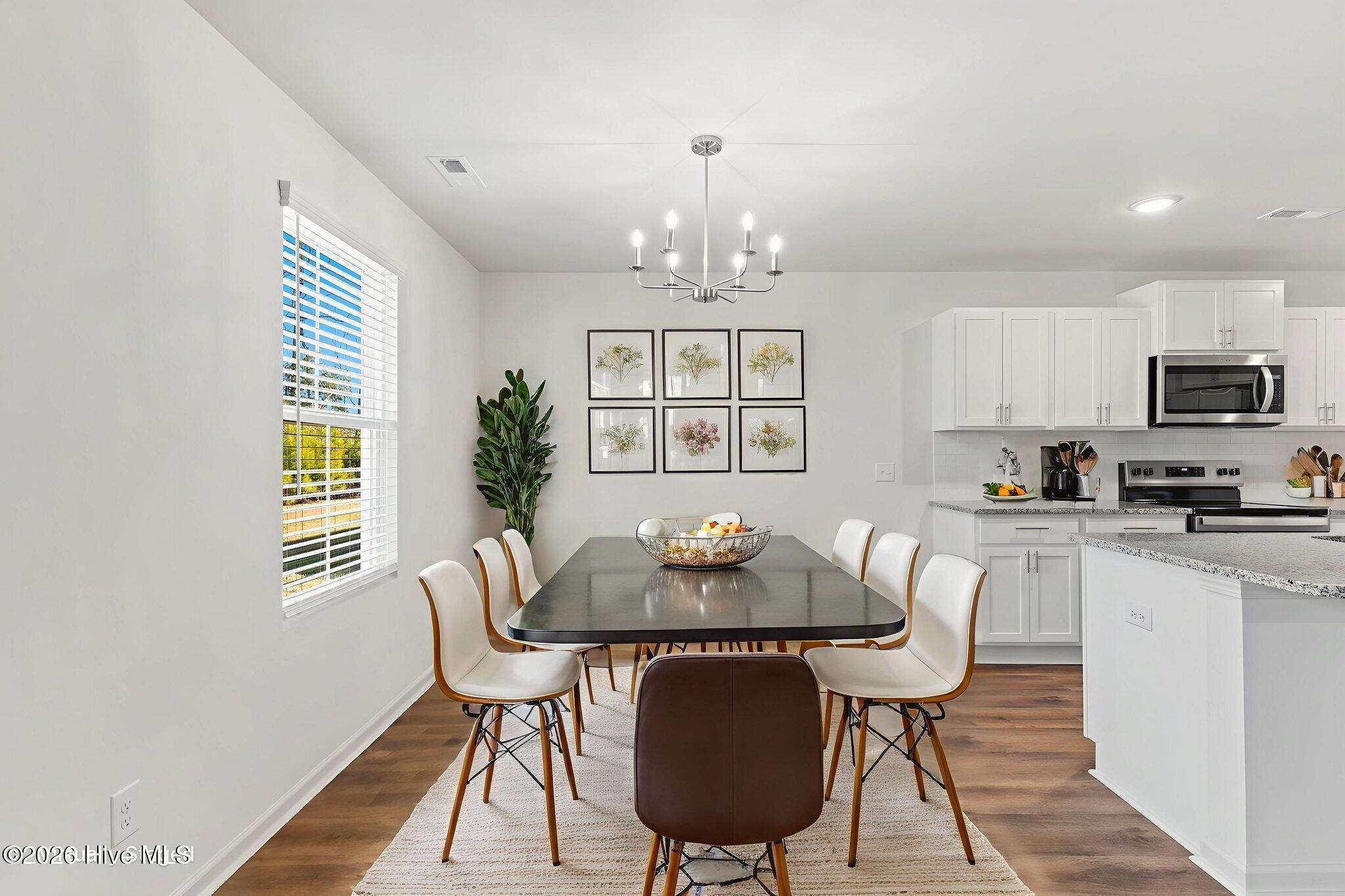 100549751 | Photo 29