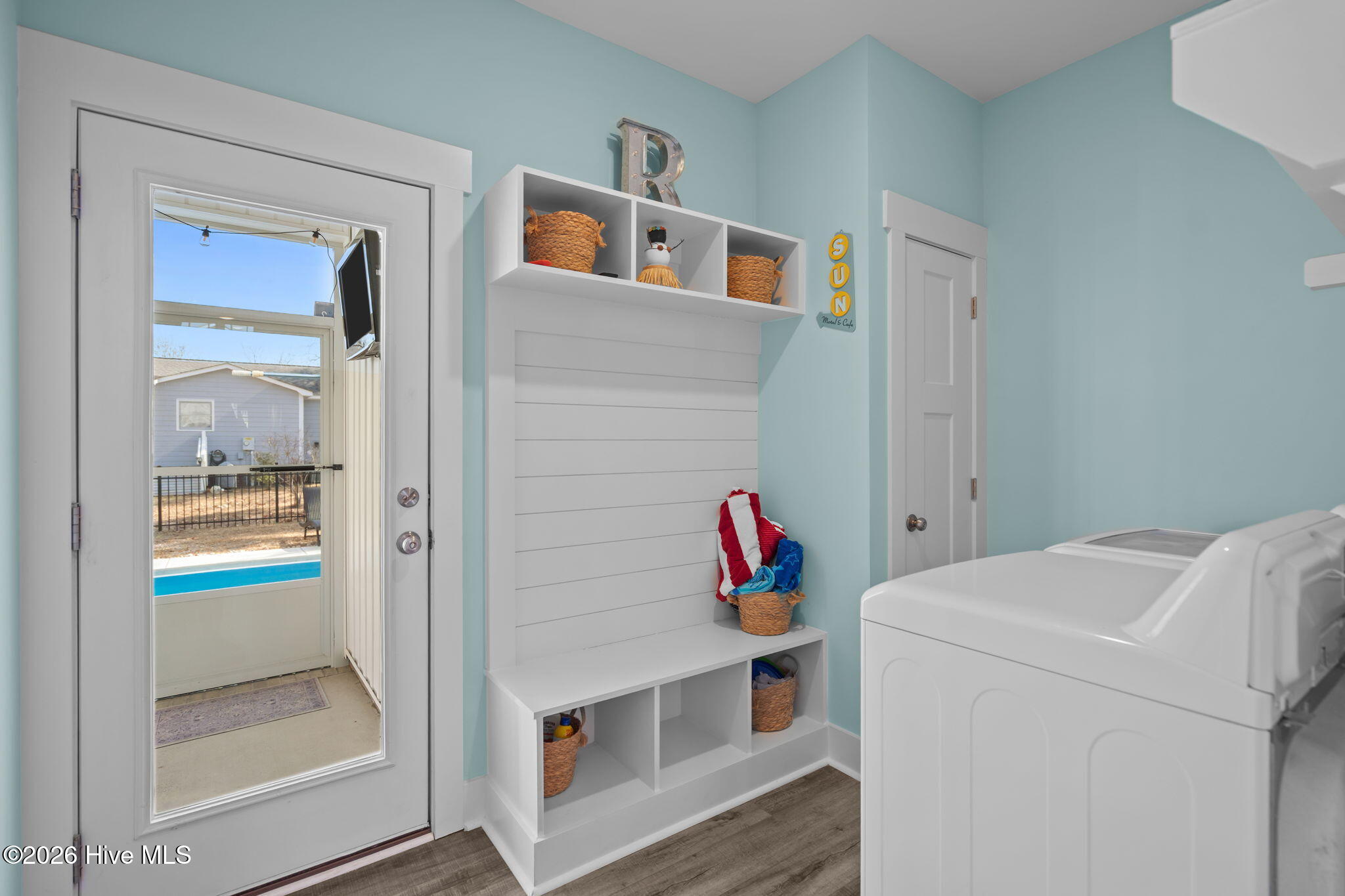 100552076 | Photo 29