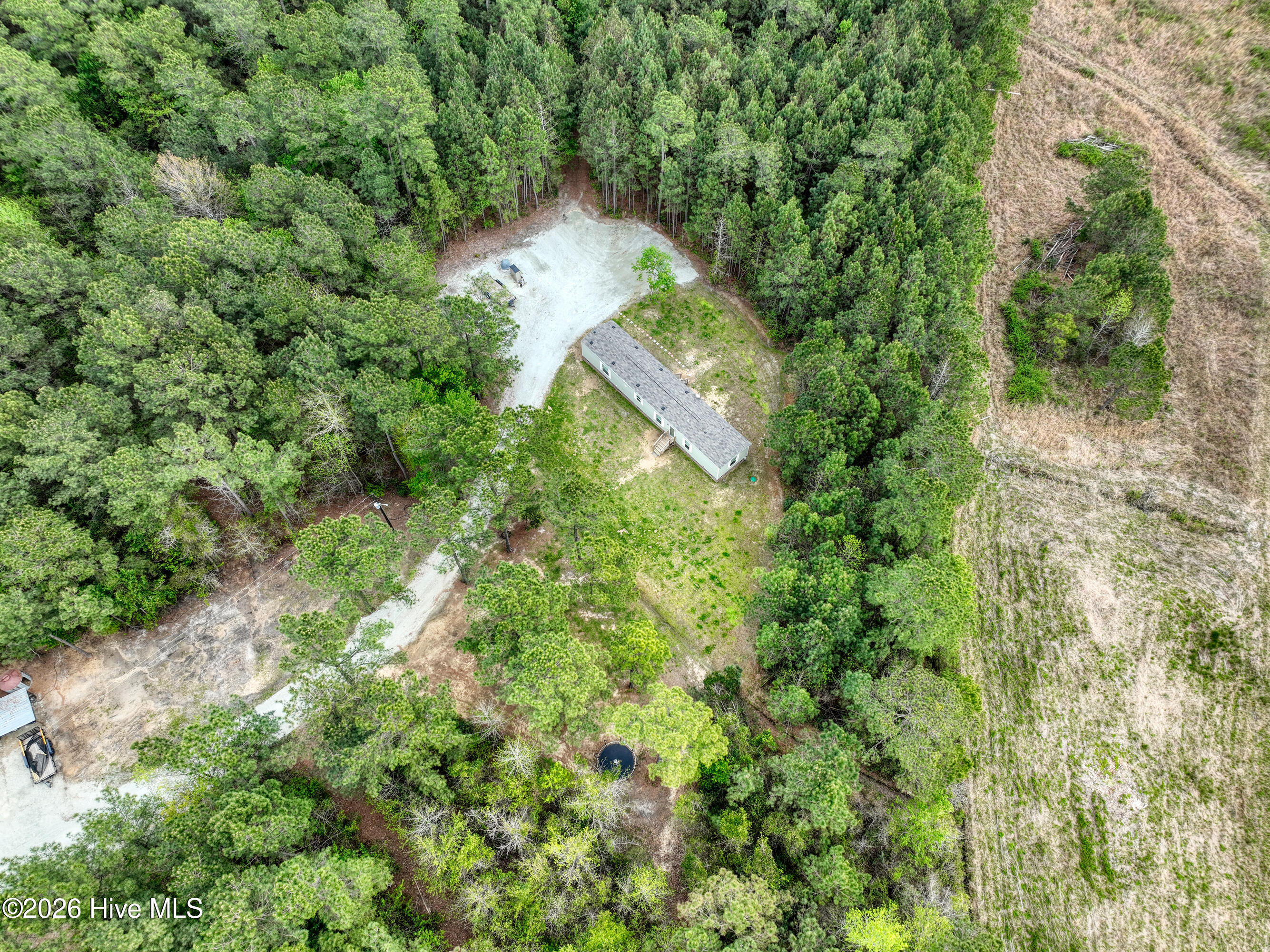 100566814 | Photo 77