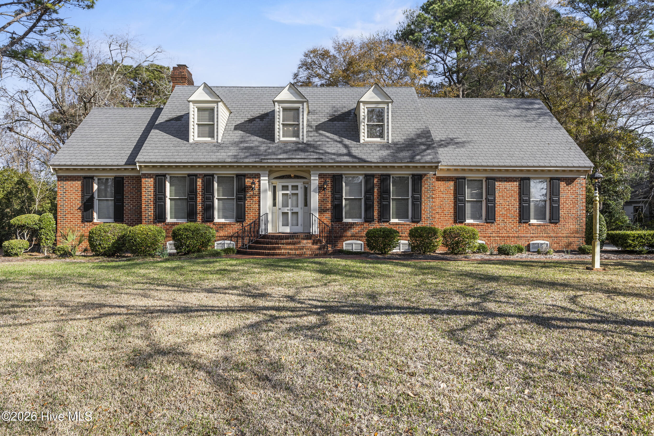 100560704 | Photo 85