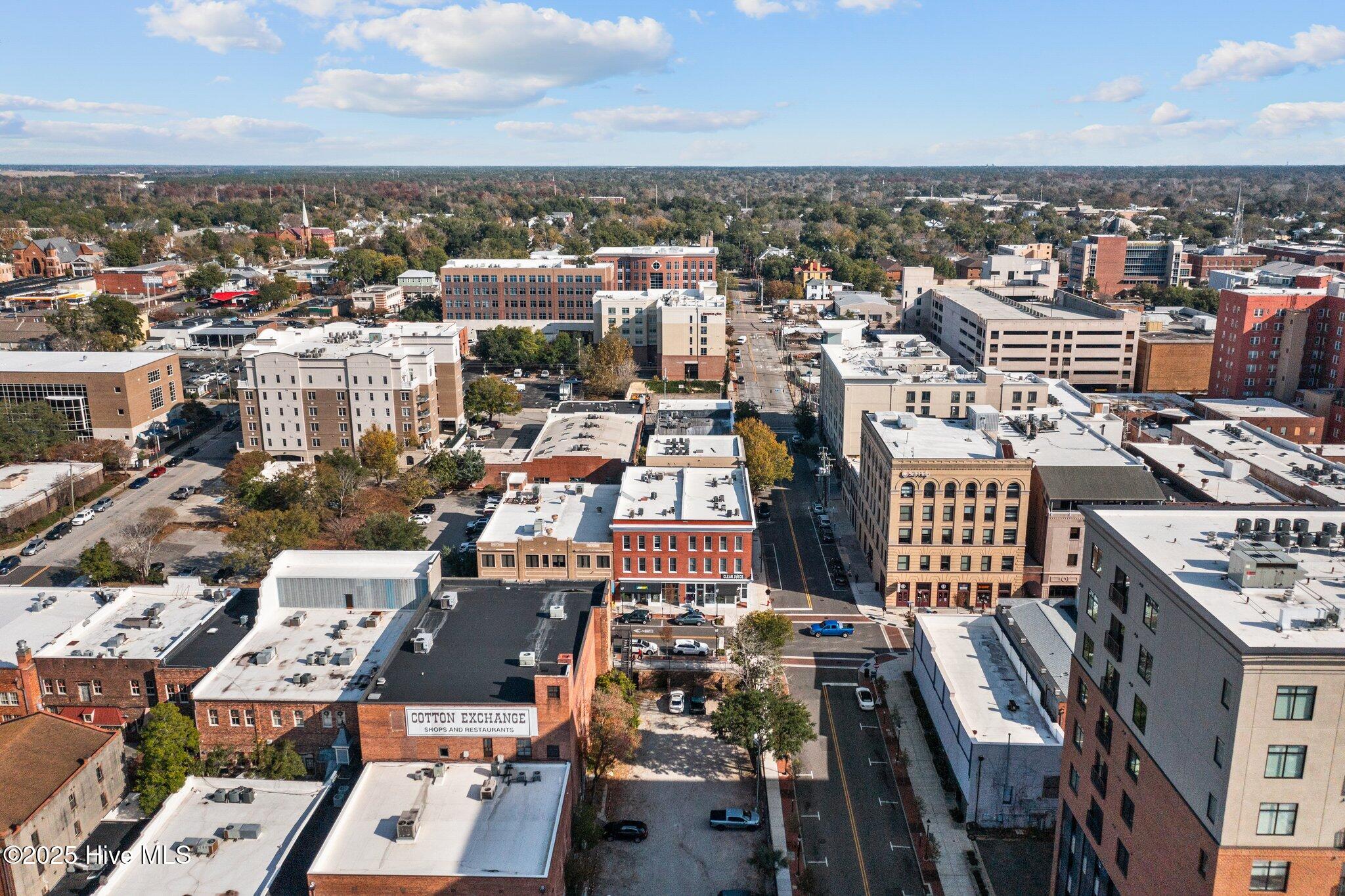 100543966 | Photo 48