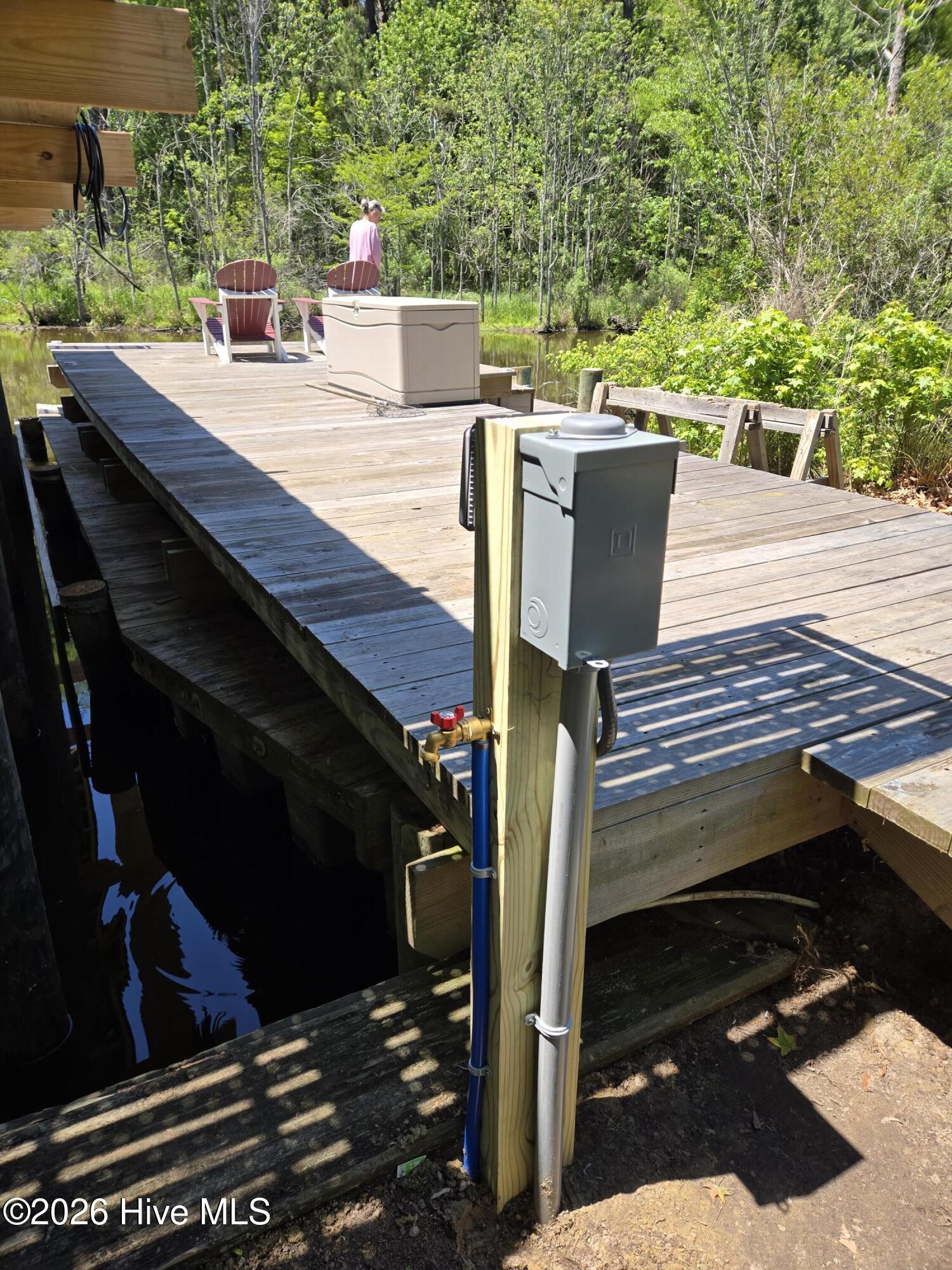 Boathouse has power, water, and internet
