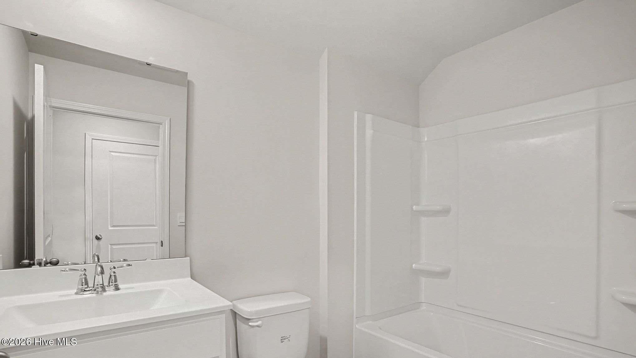 100559545 | Photo 24