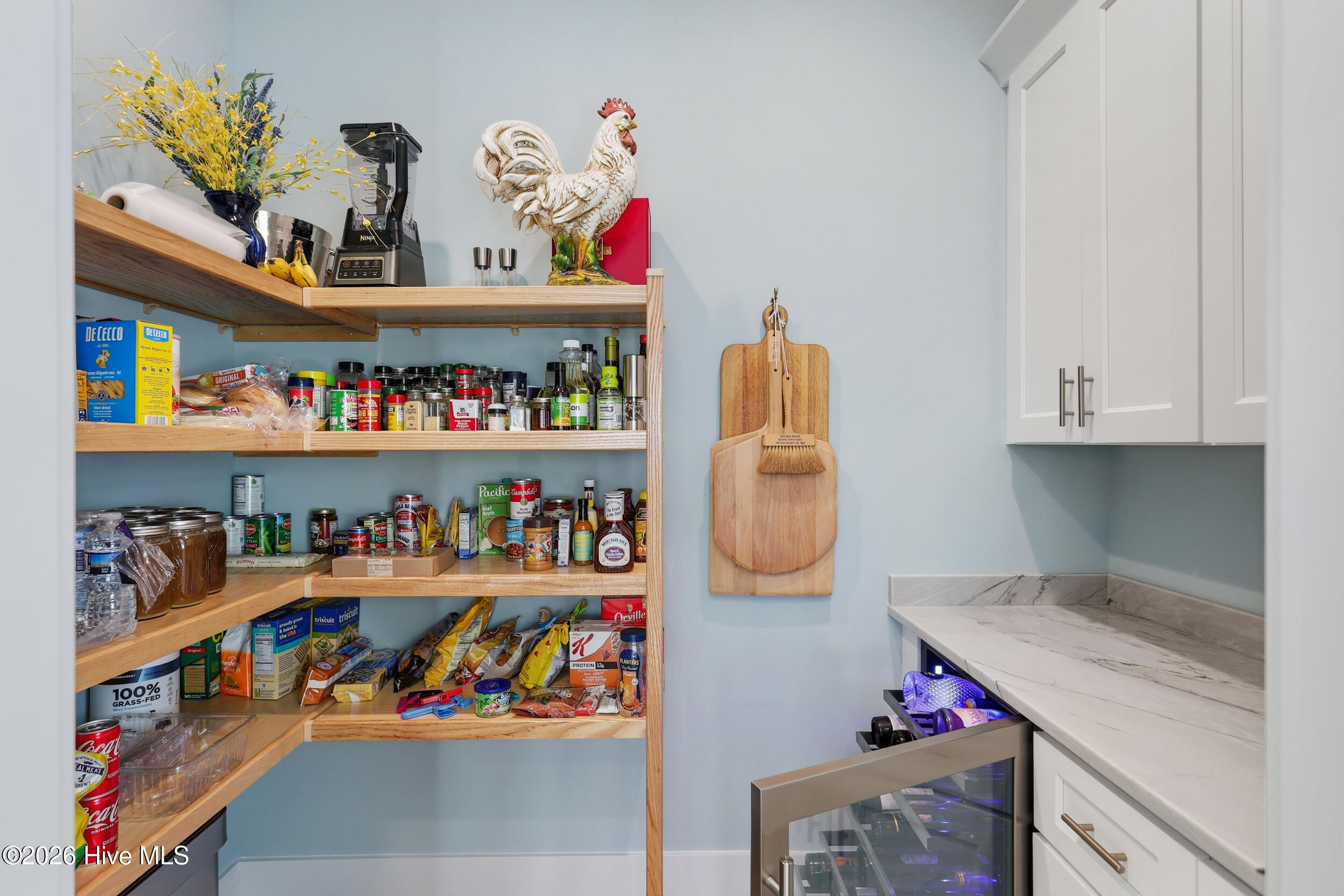 100558657 | Photo 28