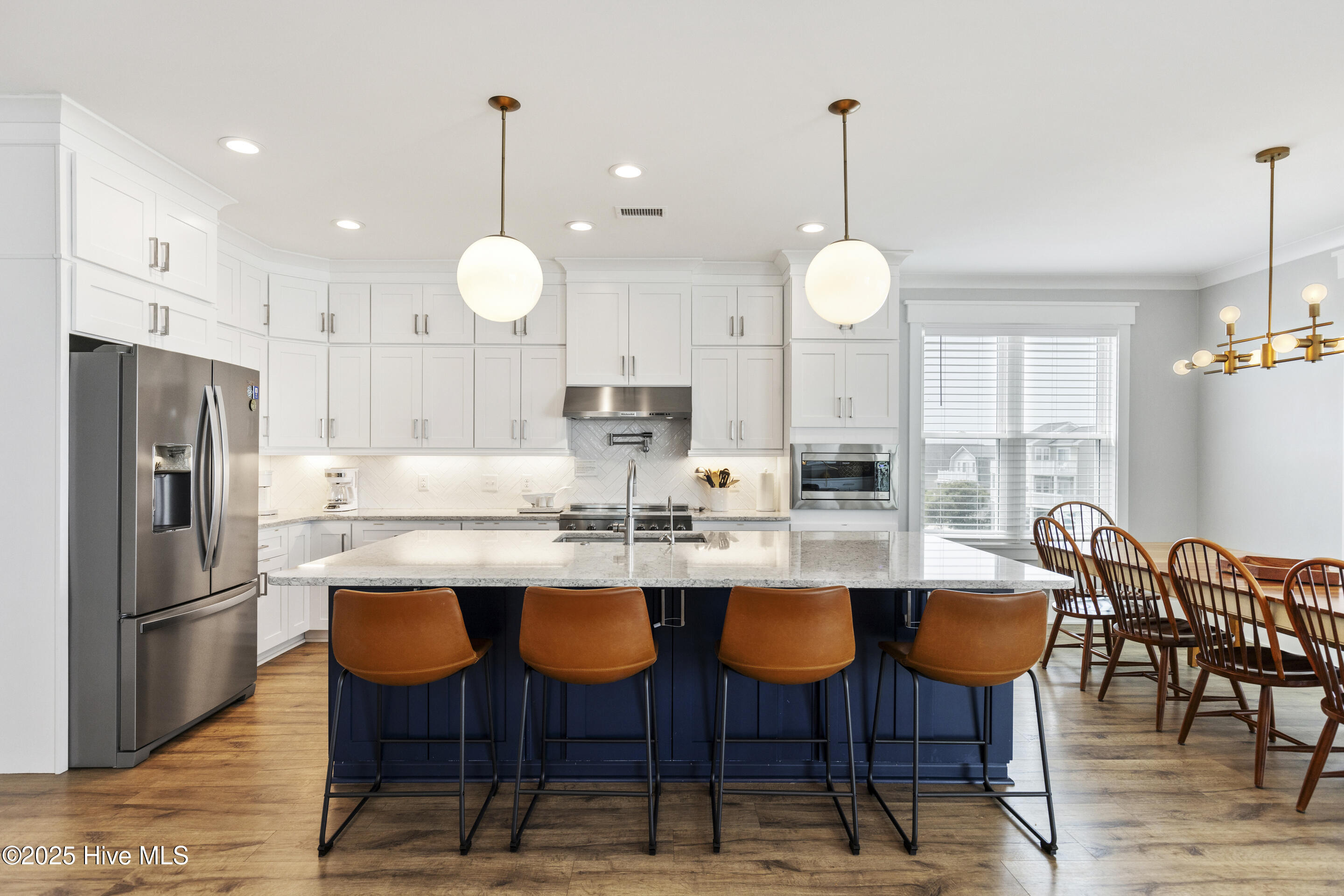 100504726 | Photo 19