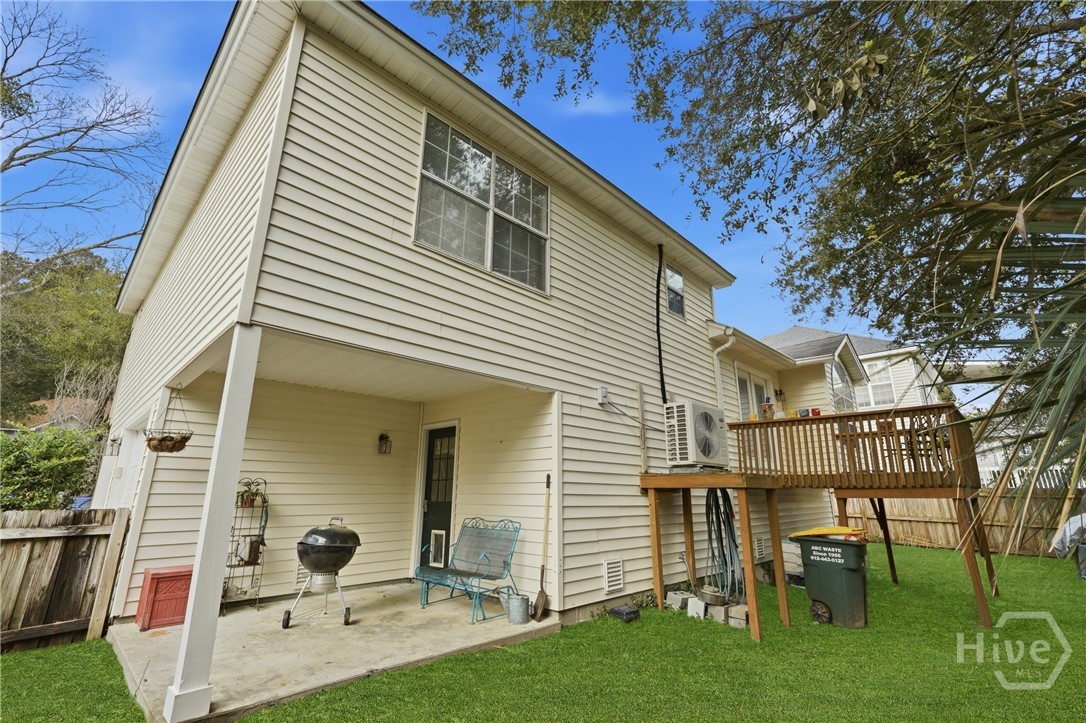 1 Teakwood Drive