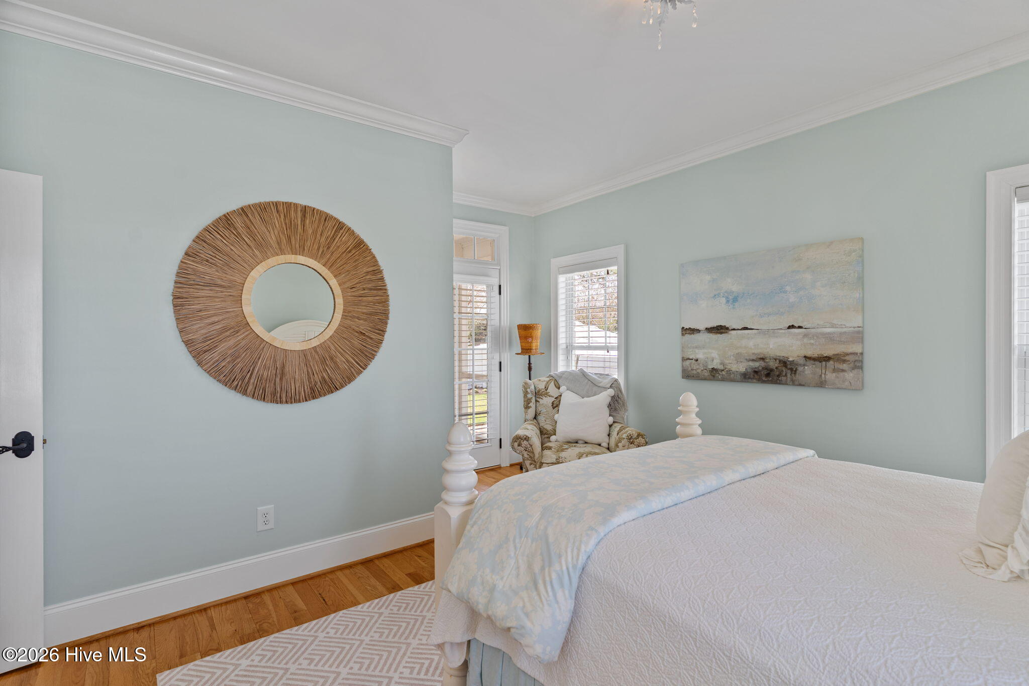 100561575 | Photo 56